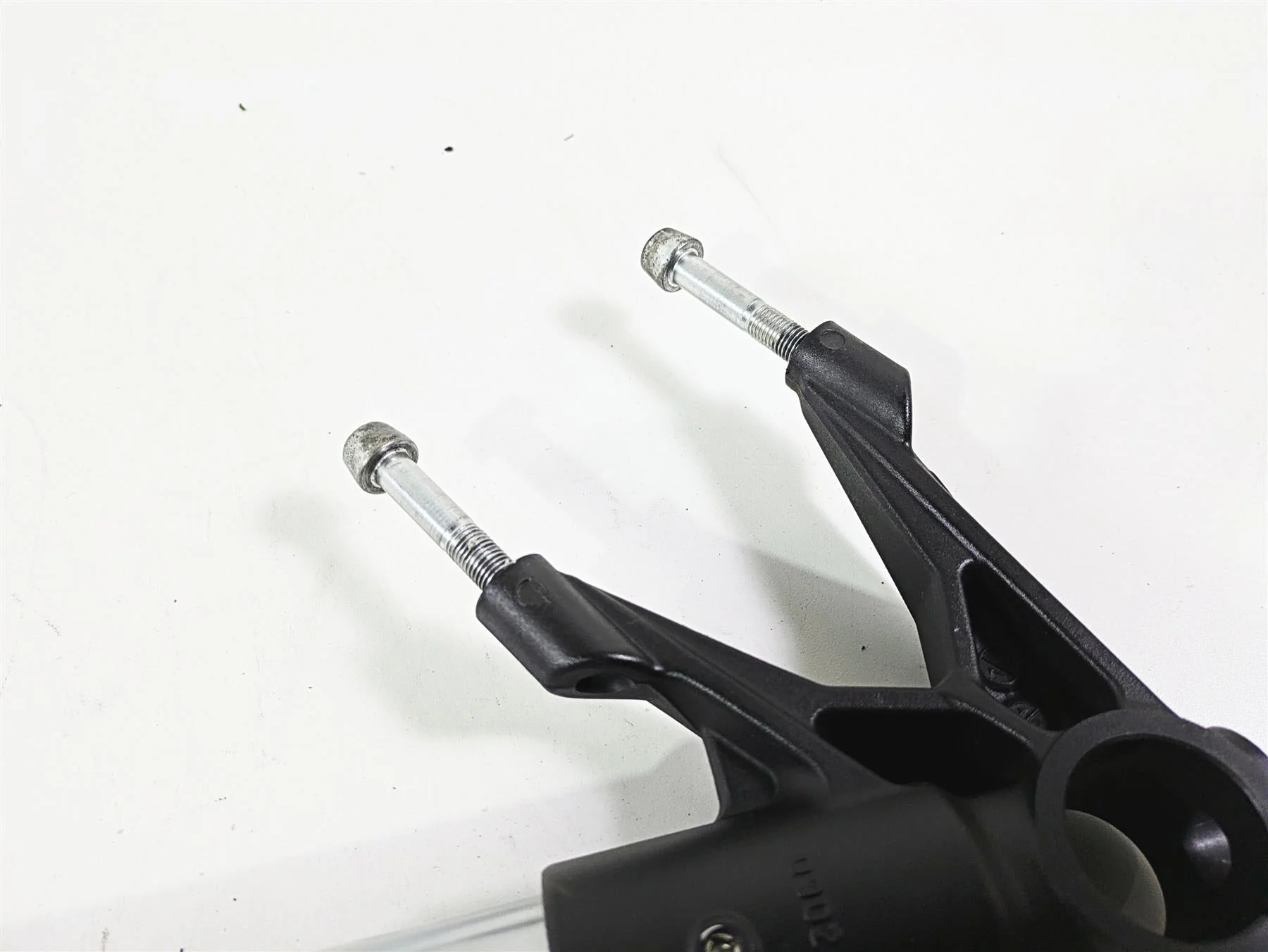 2013 Ducati Hyperstrada 821 Right Front Fork Leg - No Leaks 34420521A - Image 8