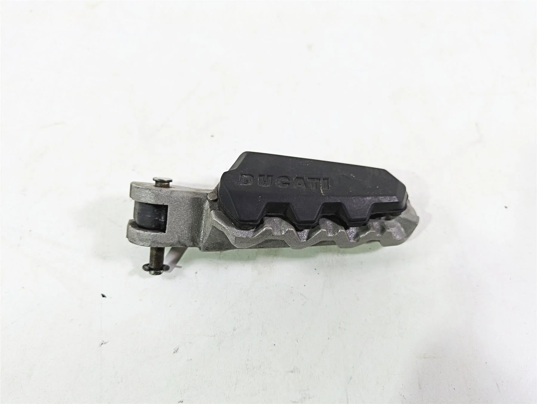 2013 Ducati Hyperstrada 821 Right Rear Passenger Footpeg 46410591AA