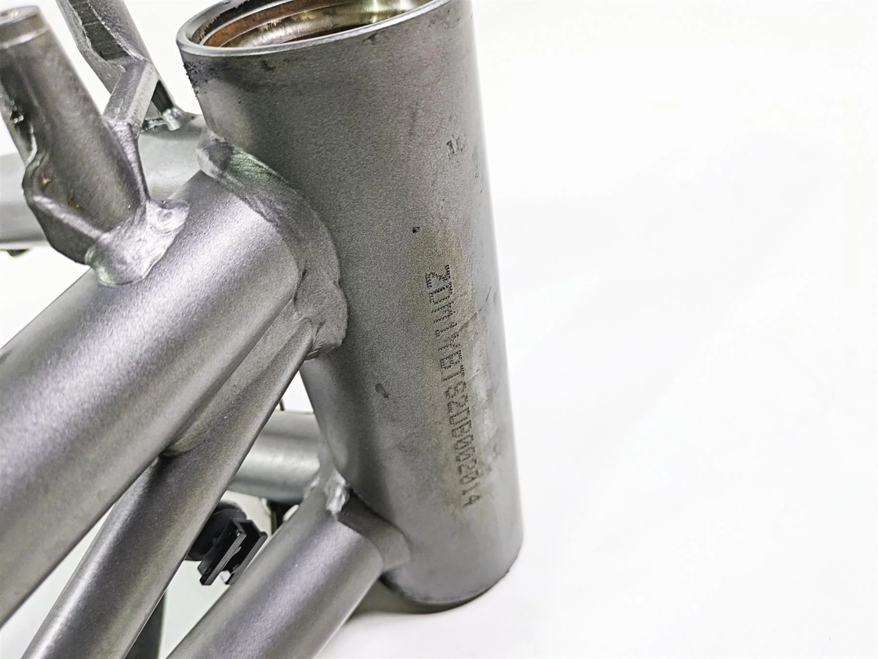 2013 Ducati Hyperstrada 821 Straight Main Frame Chassis With Texas Salvage Title 470P7151EB - Image 2