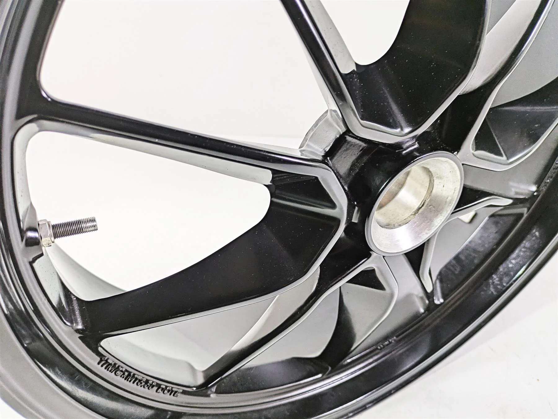 2013 Ducati Hyperstrada 821 Straight Rear Wheel Rim 17x5.5 50211571AA - Image 6