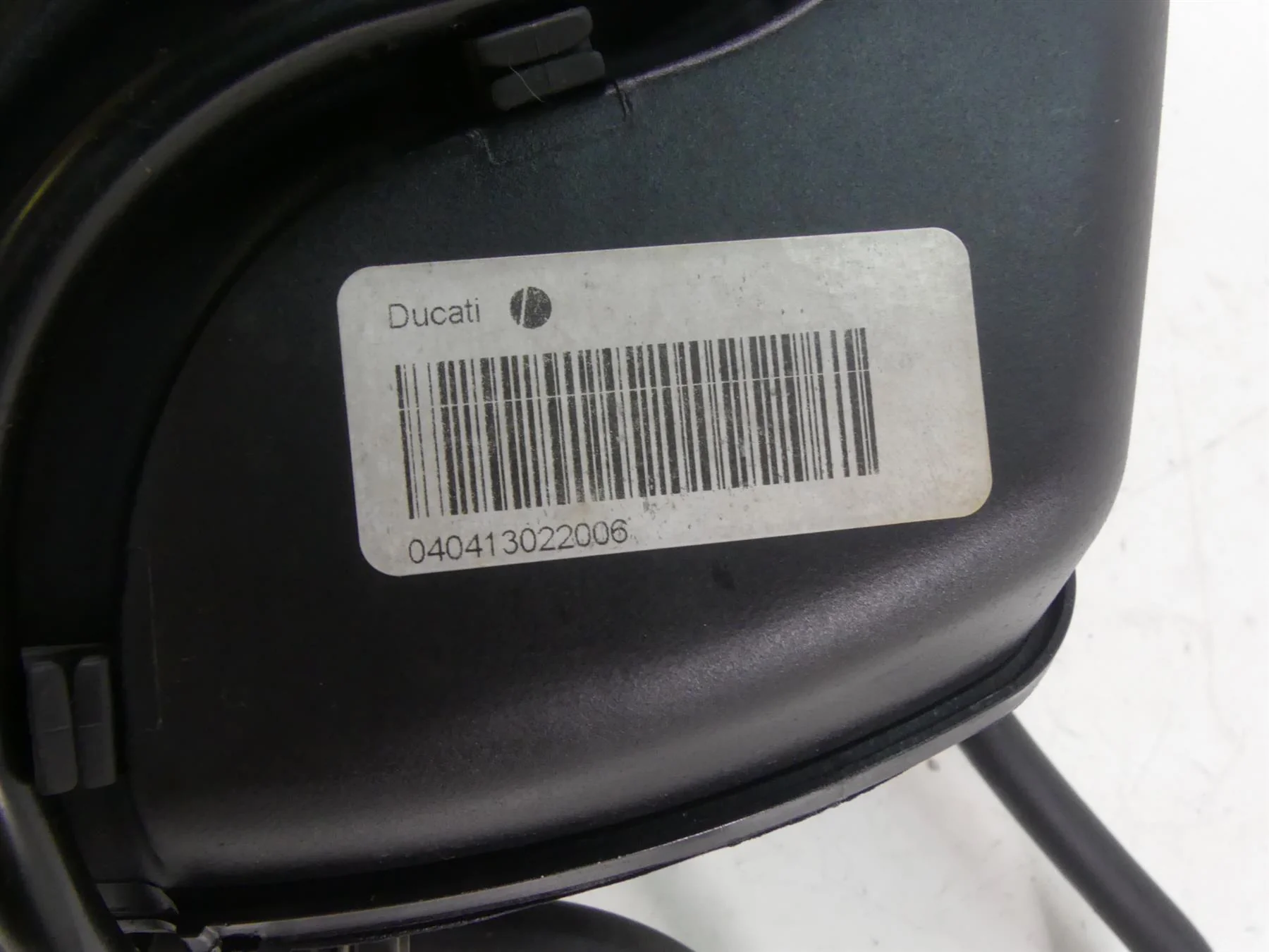 2013 Ducati Streetfighter 848 Air Box Filter Cleaner + Fuel Injects 44211393B - Image 10