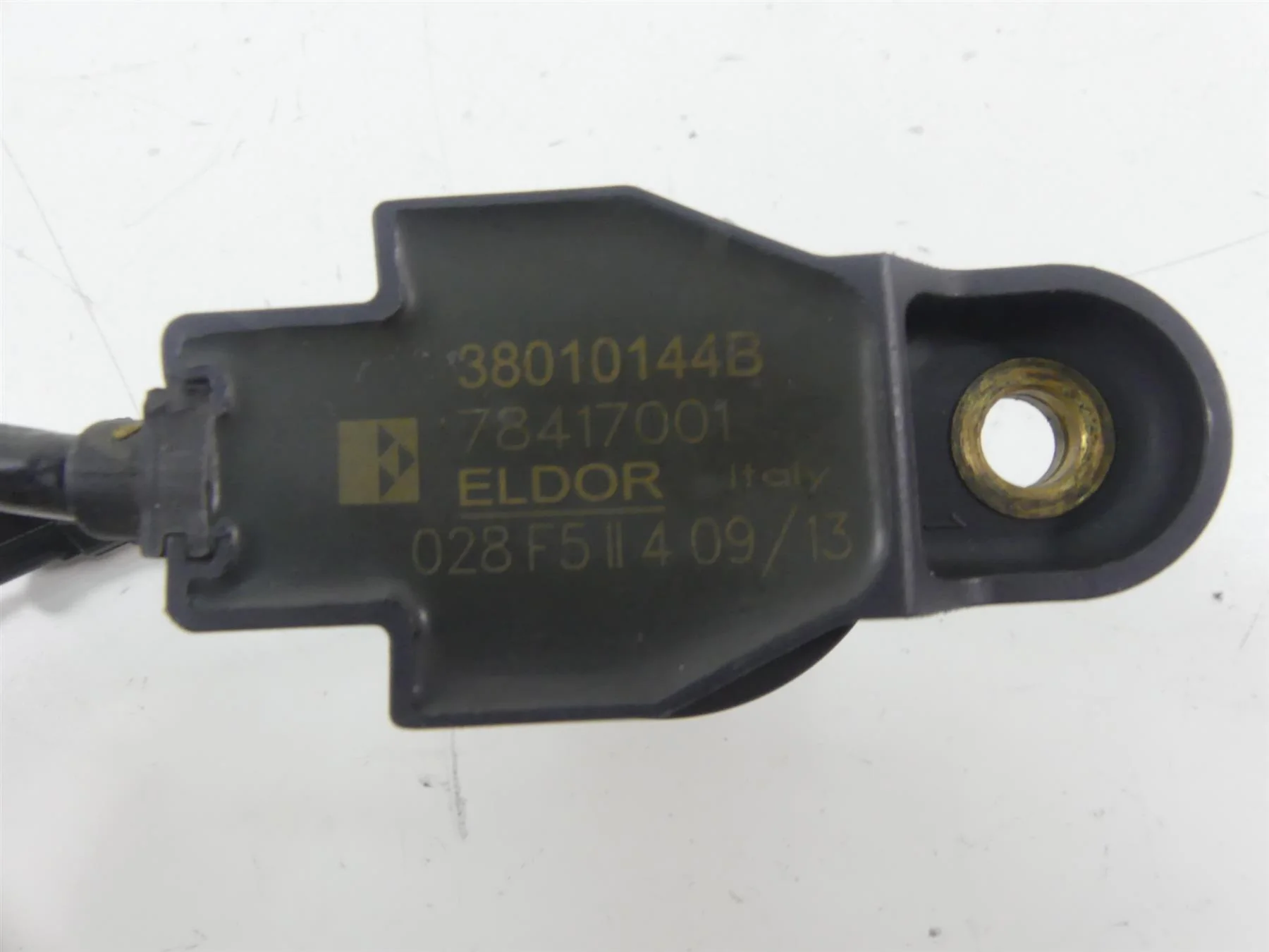 2013 Ducati Streetfighter 848 Eldor Ignition Coils Coil Set 38010144B - Image 7