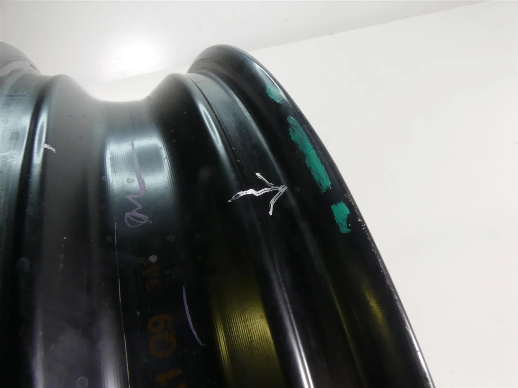 2013 Ducati Streetfighter 848 Enkei Front Wheel Rim 17x3.5 - Read 50121301AB - Image 10