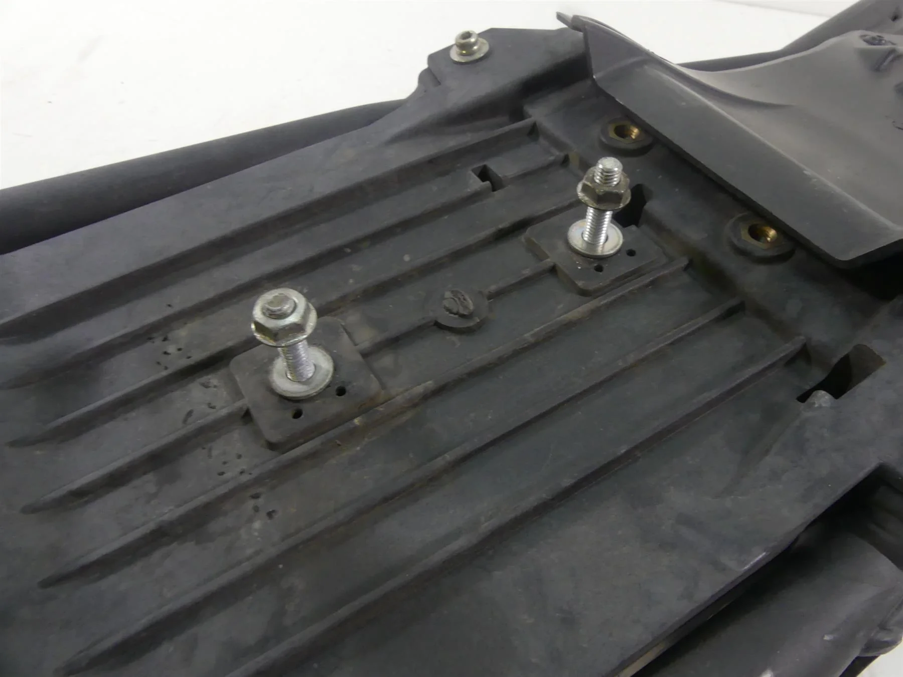 2013 Ducati Streetfighter 848 Rear Subframe Sub Frame + Inner Fender 47017051AA - Image 12