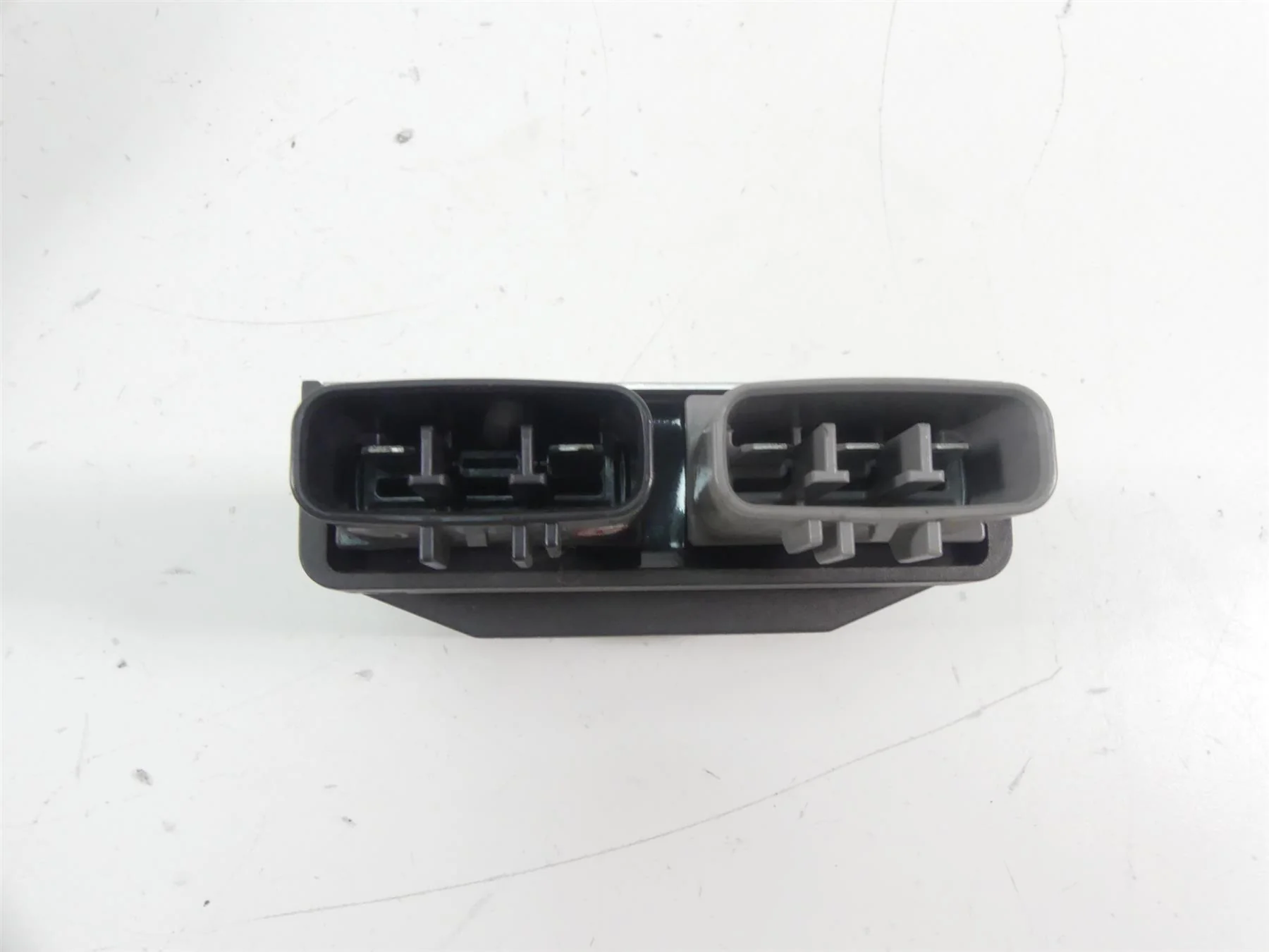 2013 Ducati Streetfighter 848 Rectifier Voltage Regulator 54040191A FH020AA - Image 7