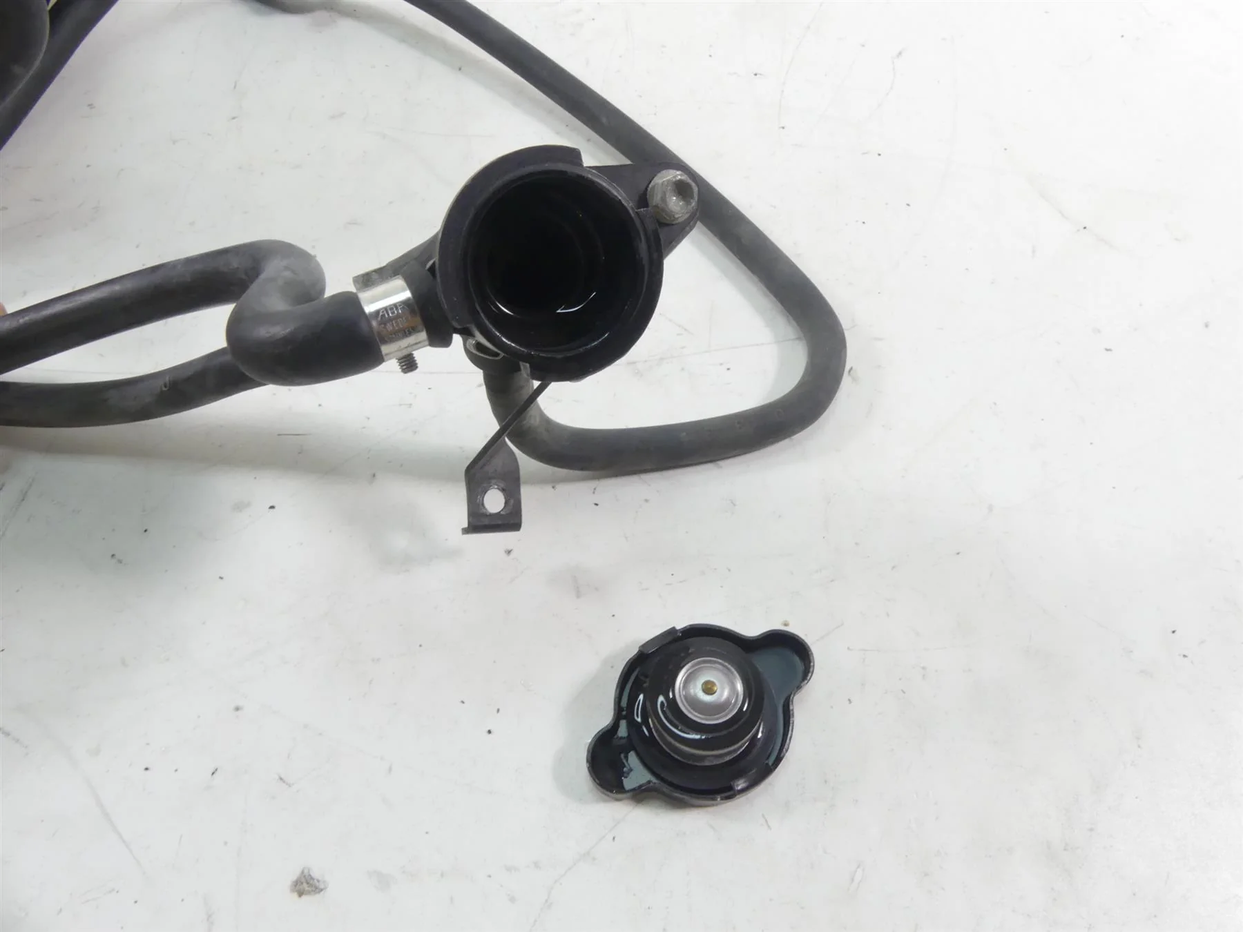 2013 Ducati Streetfighter 848 Upper Radiator Fans Reservoir Hoses -Read 54840831 - Image 11