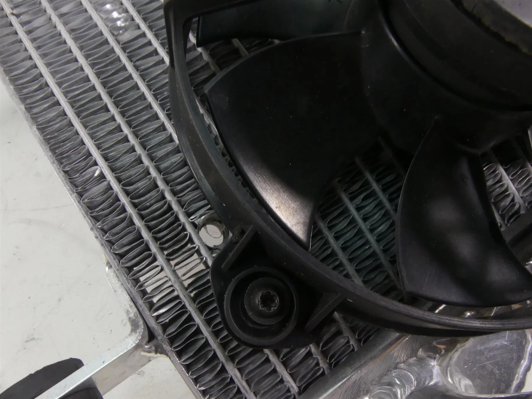 2013 Ducati Streetfighter 848 Upper Radiator Fans Reservoir Hoses -Read 54840831 - Image 6