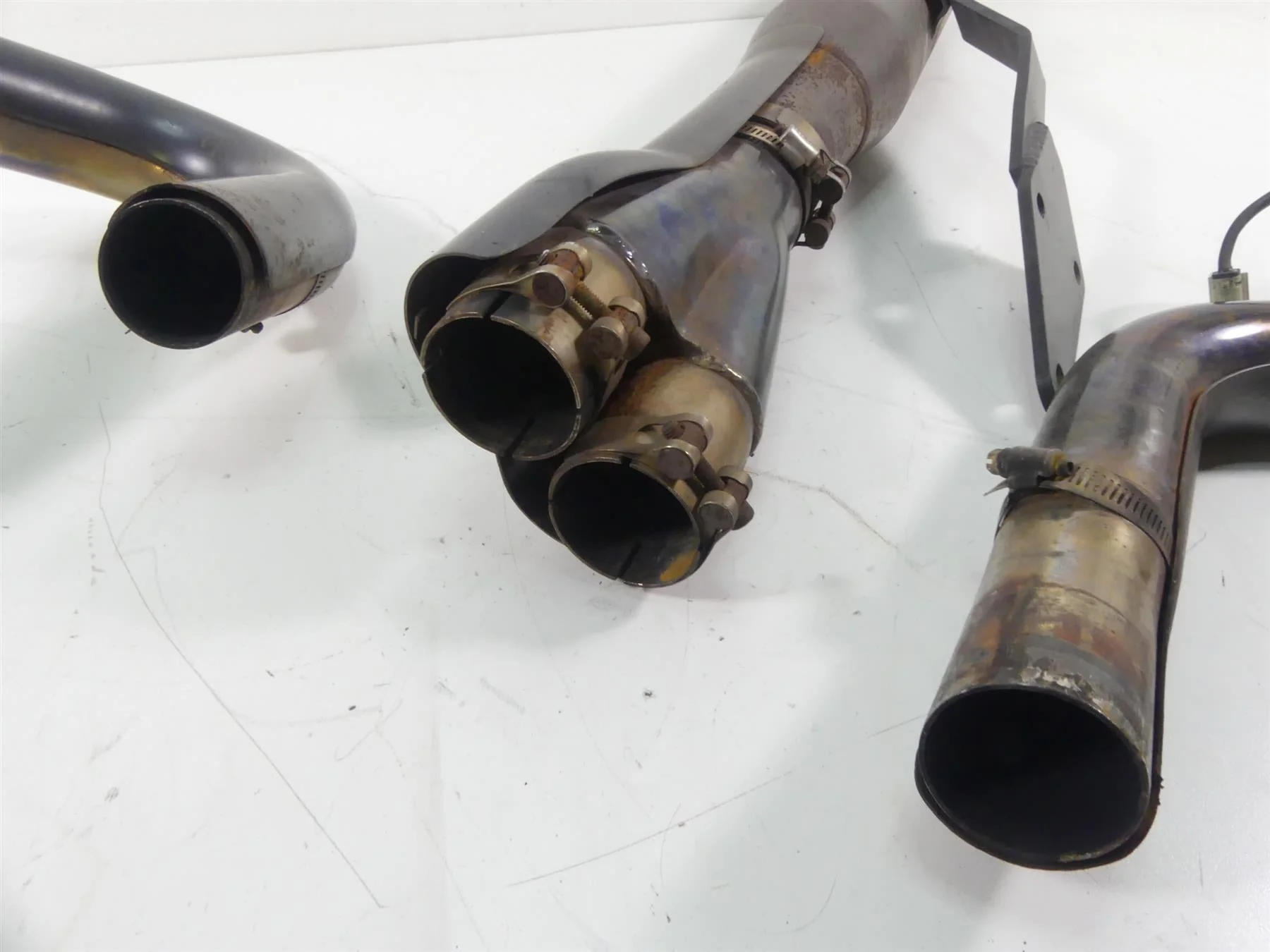 2013 Harley Davidson VRSCF Muscle Bassani Road Rage Power Exhaust System 1V38RB - Image 6