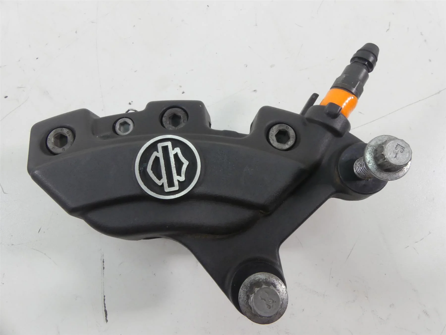 2013 Harley Davidson VRSCF Muscle Front Brake Caliper Set 44731-08 44732-08 - Image 8