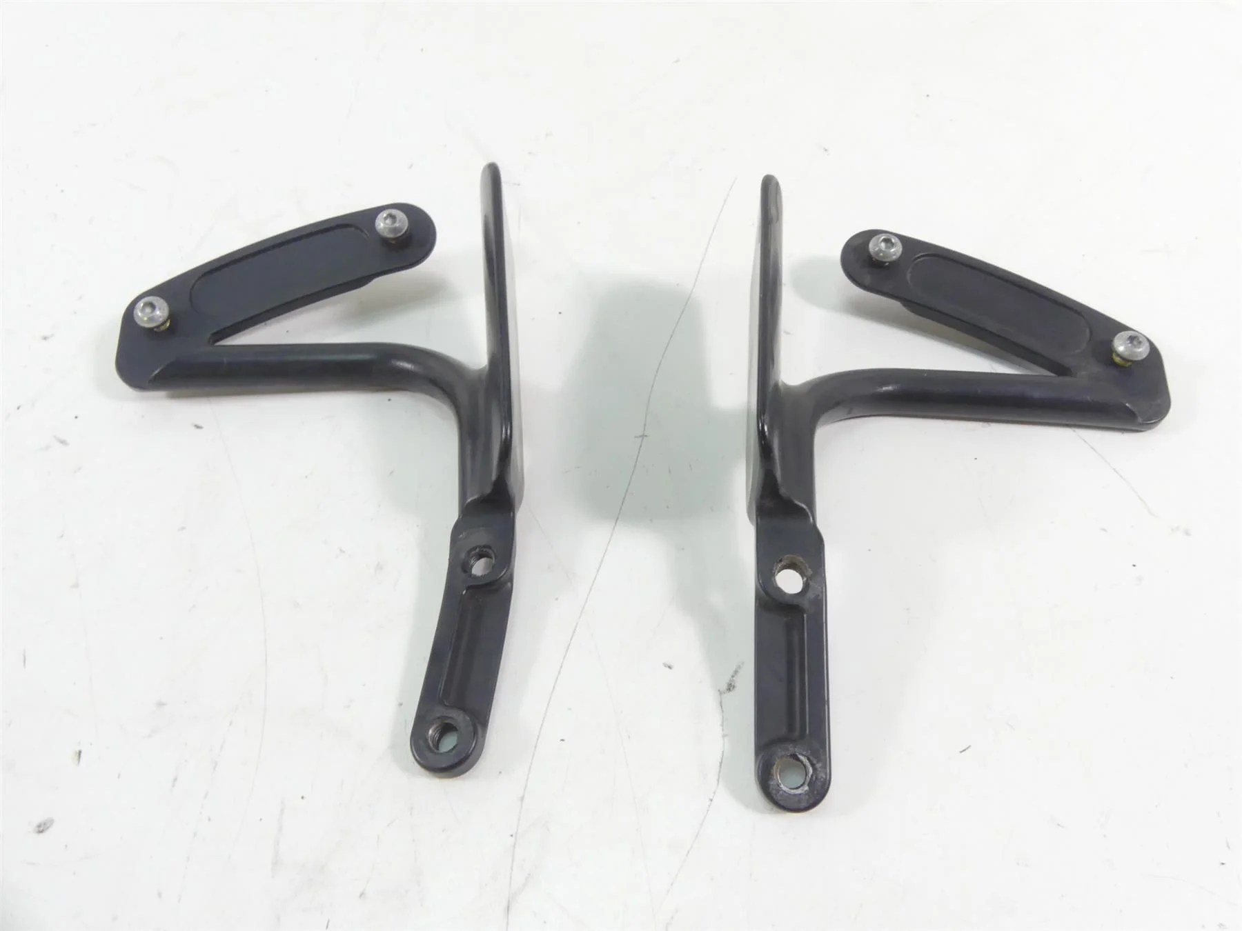 2013 Harley Davidson VRSCF Muscle Front Fender Brackets Holder - Bent 59024-09