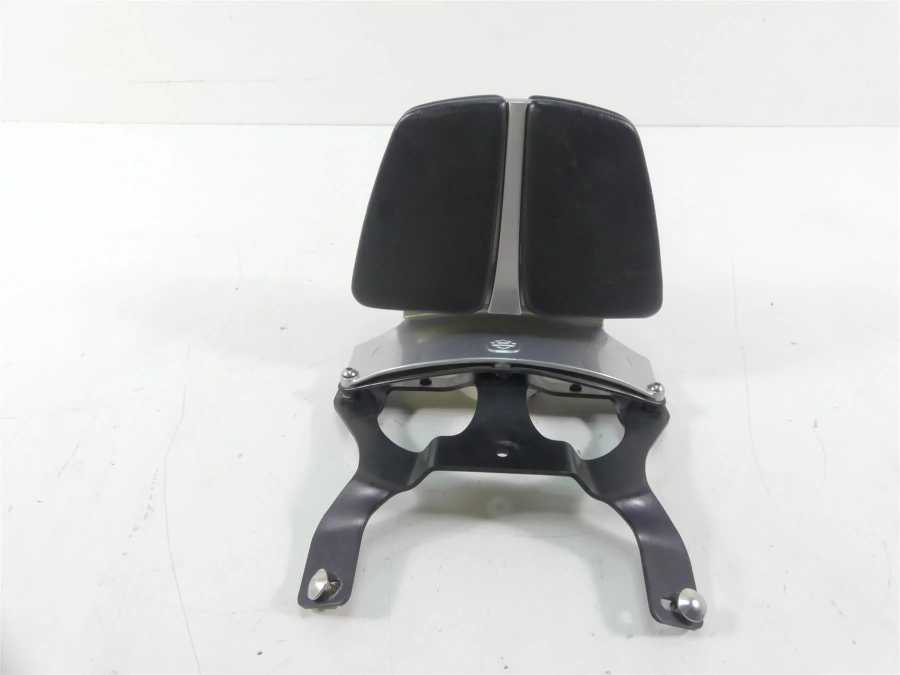 2013 Harley Davidson VRSCF Muscle Oem Backrest Back Rest Sissy Bar 51600-09 - Image 3