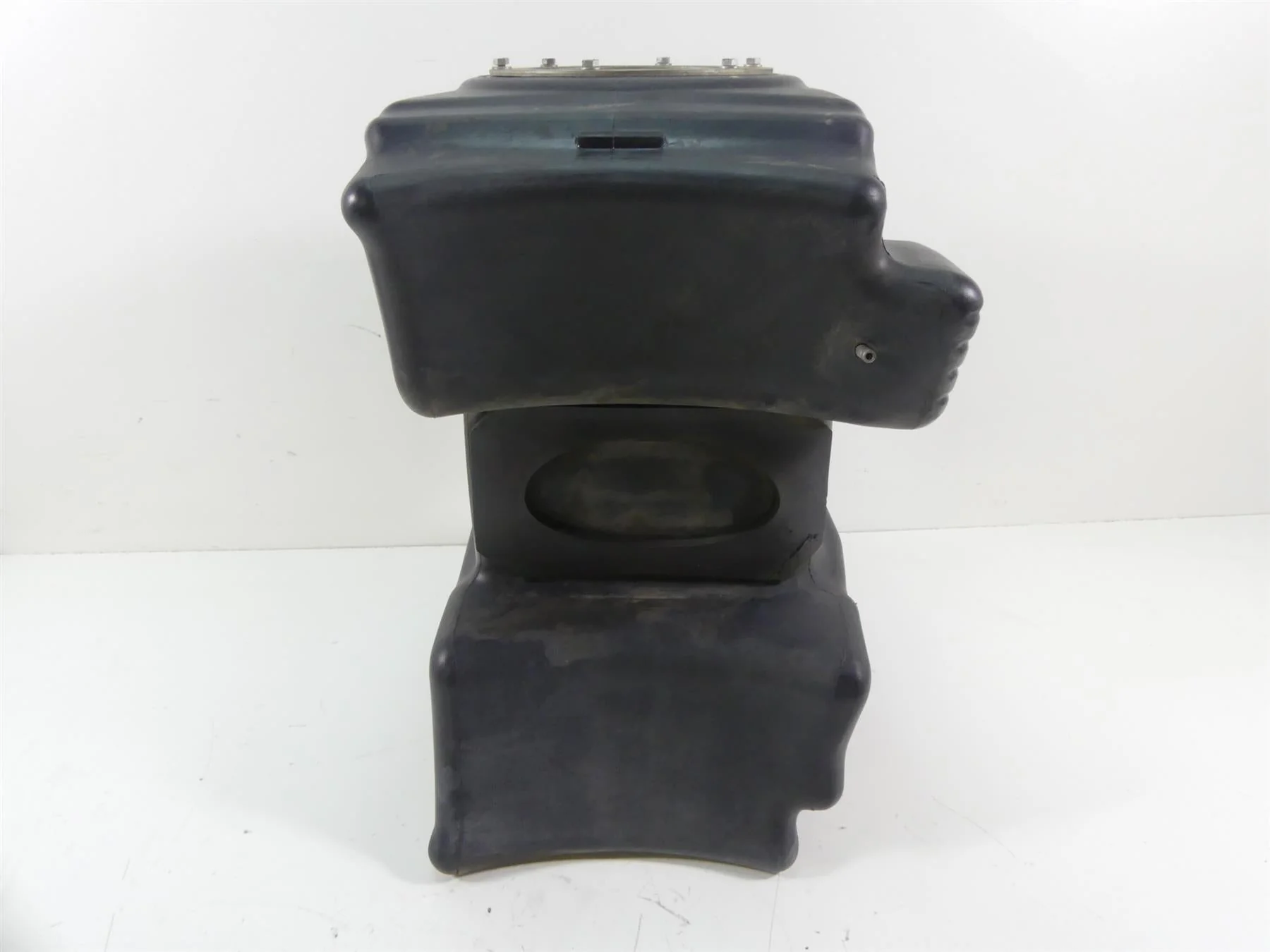 2013 Harley Davidson VRSCF Muscle Plastic Fuel Gas Petrol Tank 61323-07A - Image 2