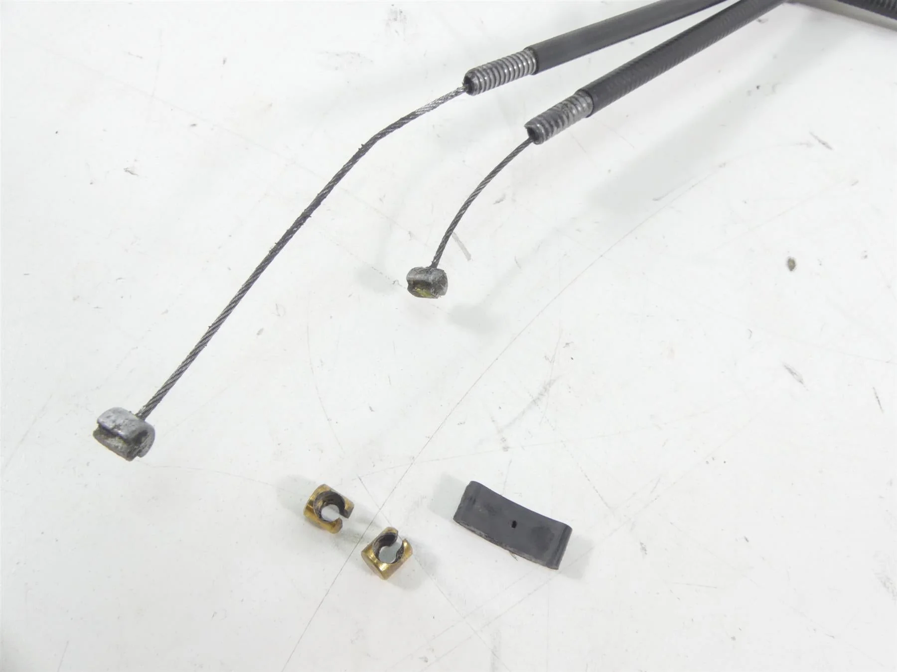 2013 Harley Davidson VRSCF Muscle Right Hand Start Control Switch 71684-06A - Image 3