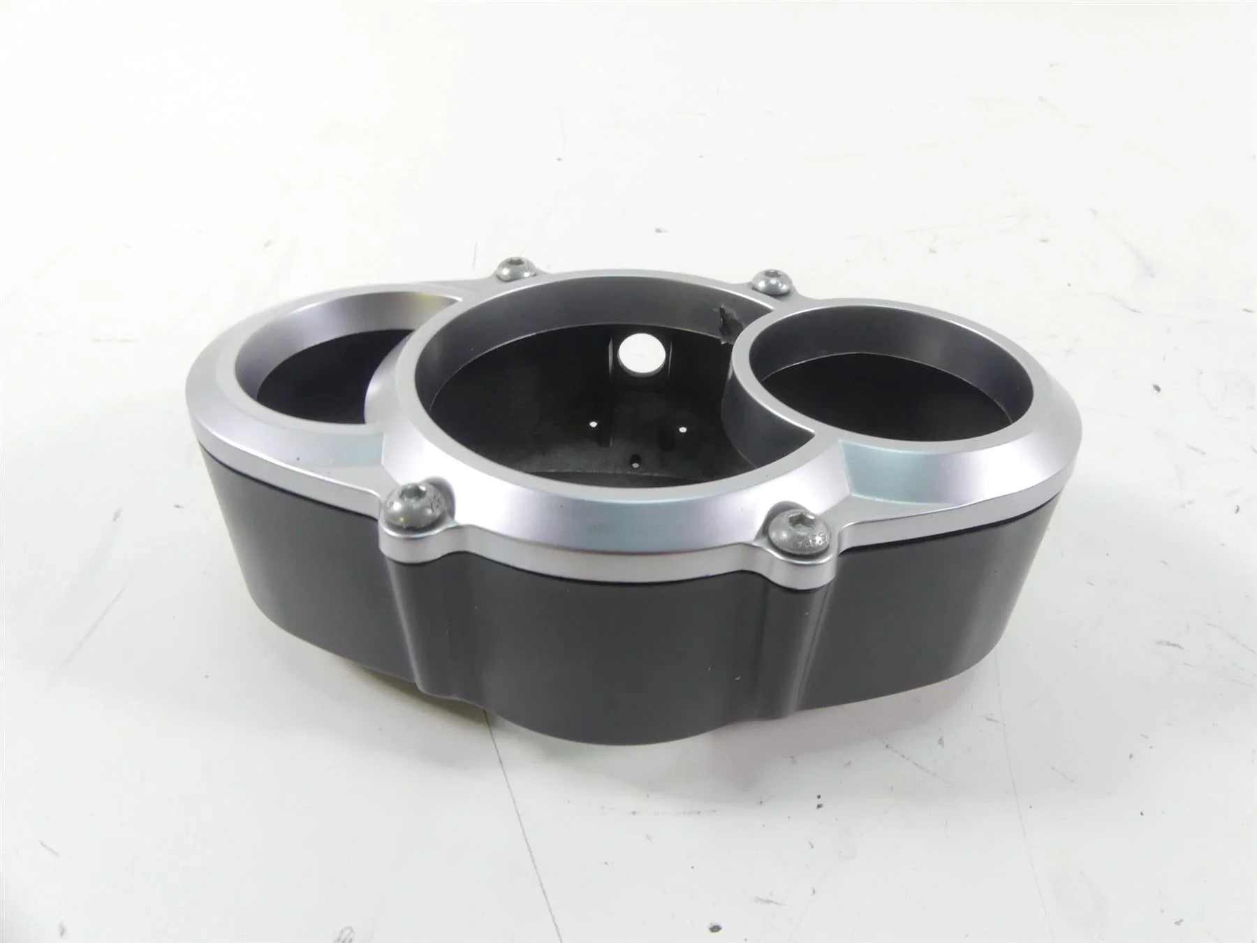 2013 Harley Davidson VRSCF Muscle Speedometer Gauge Cover Housing Bezel 71981-09 - Image 3