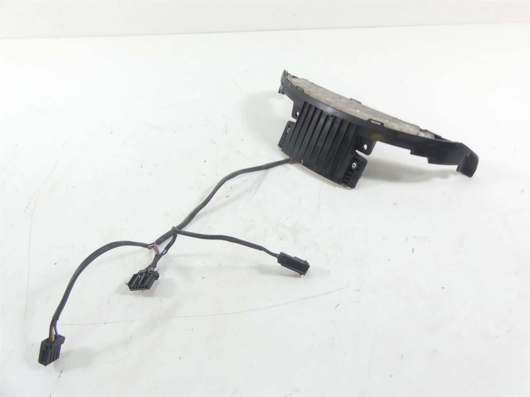 2013 Harley Davidson VRSCF Muscle Taillight Tail Stop Brake Lamp Light 69391-09 - Image 3
