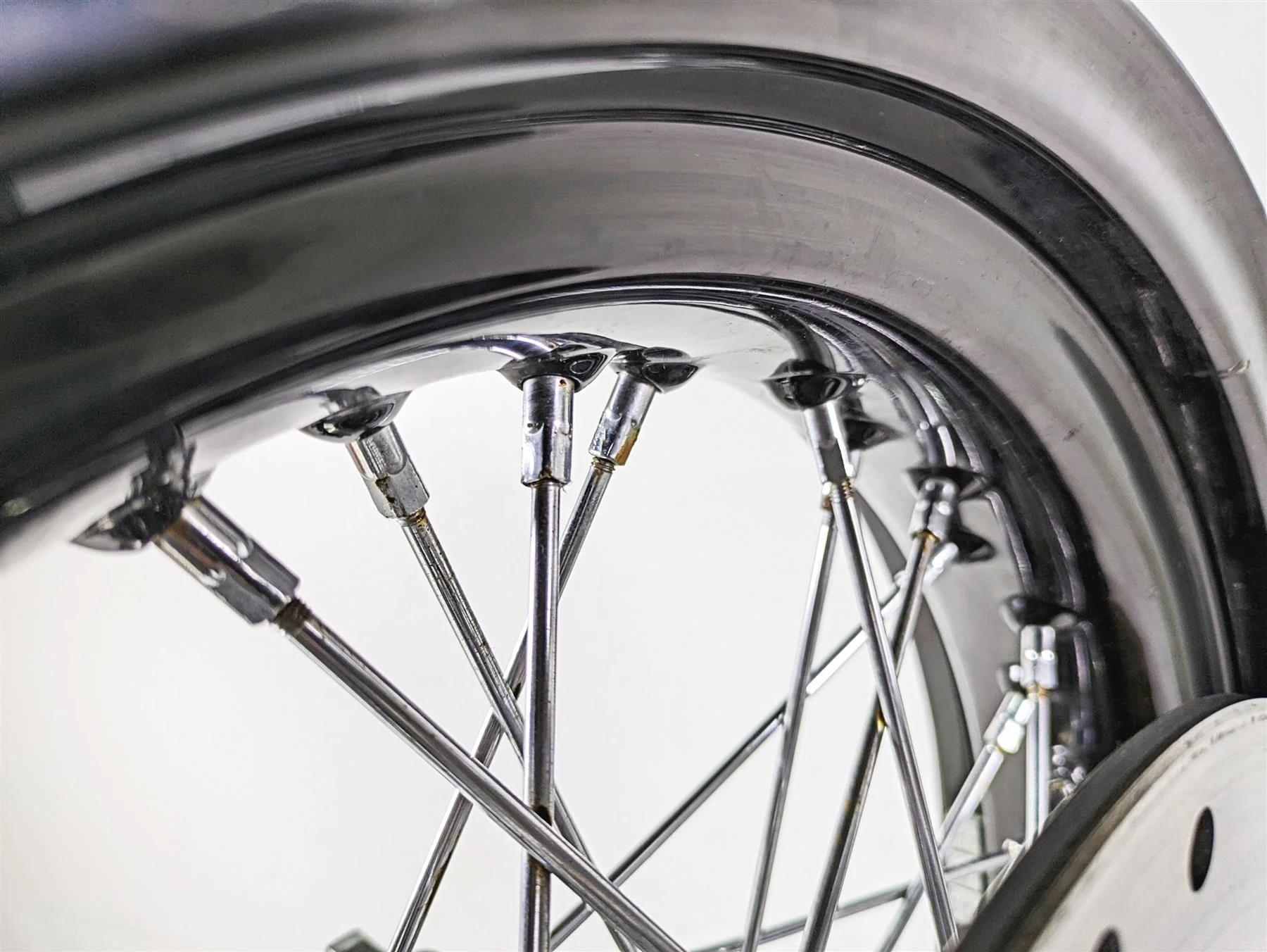2013 Harley FXDWG Dyna Wide Glide 17x4.5 Rear Wheel Spoke Rim - Read 41430-09A - Image 6