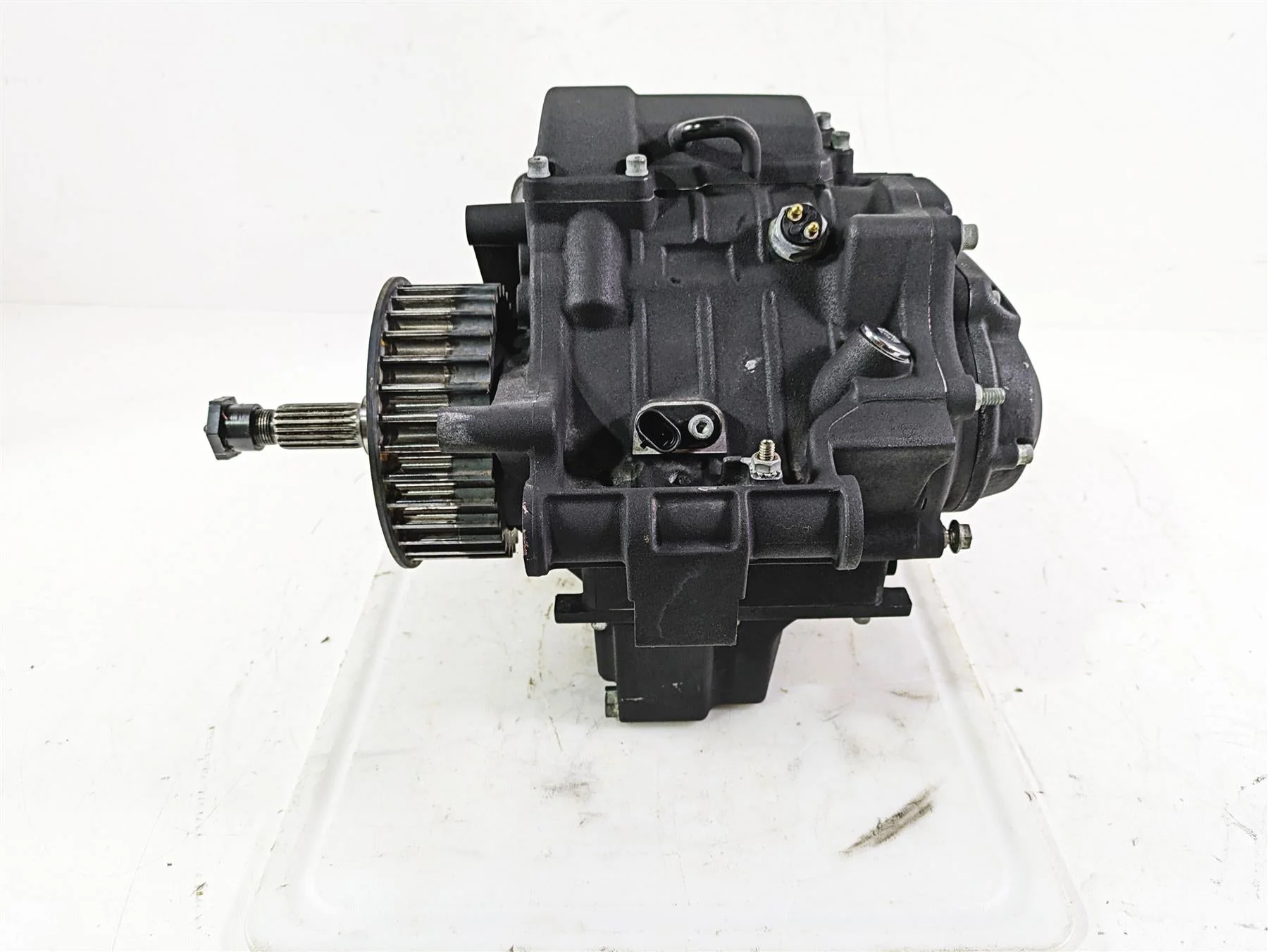 2013 Harley FXDWG Dyna Wide Glide 6-Speed Transmission Gear Box  33083-10A - Image 2