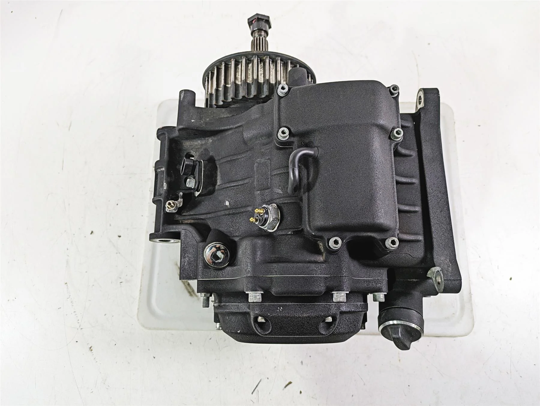 2013 Harley FXDWG Dyna Wide Glide 6-Speed Transmission Gear Box  33083-10A - Image 6