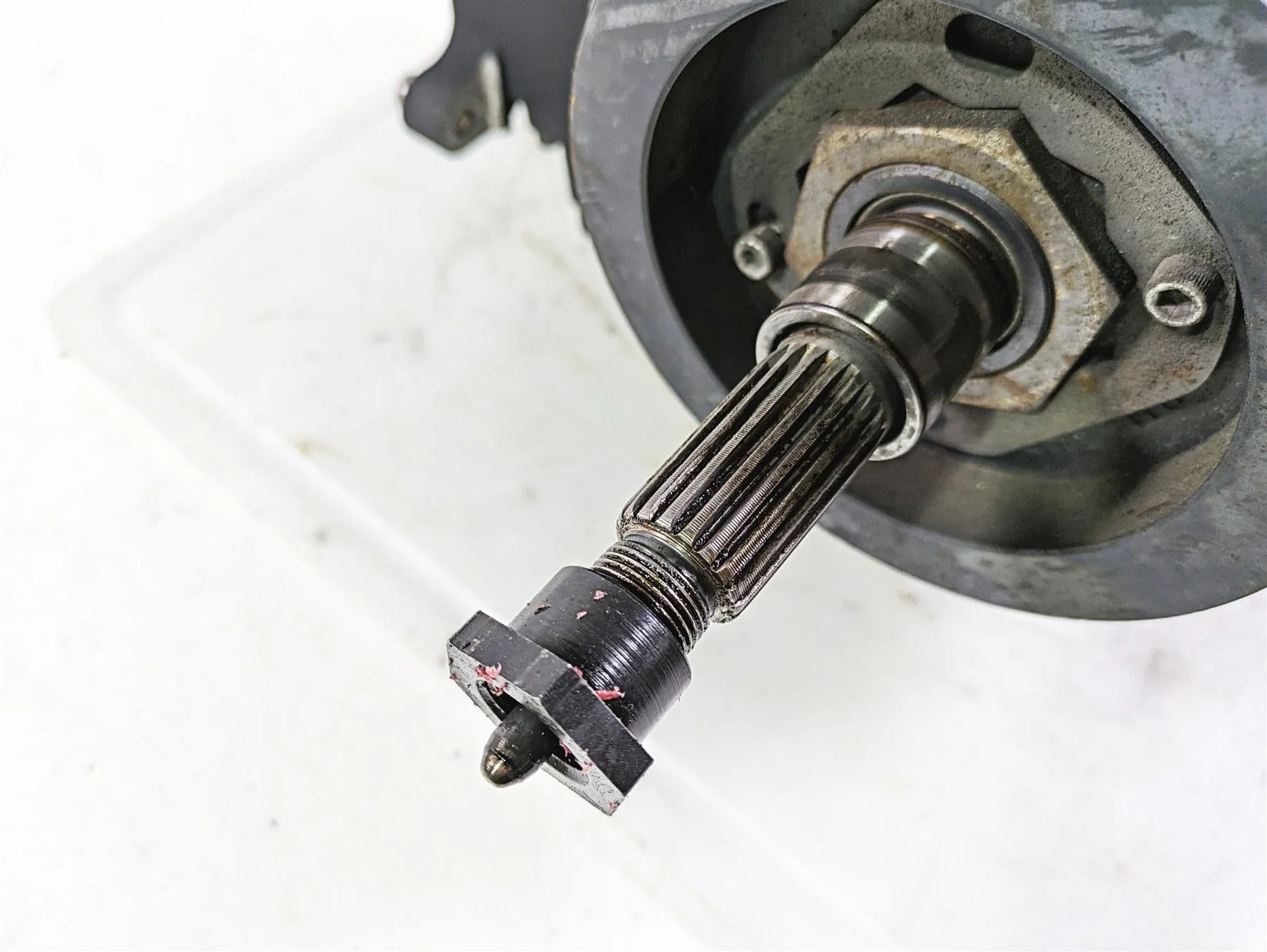2013 Harley FXDWG Dyna Wide Glide 6-Speed Transmission Gear Box  33083-10A - Image 9