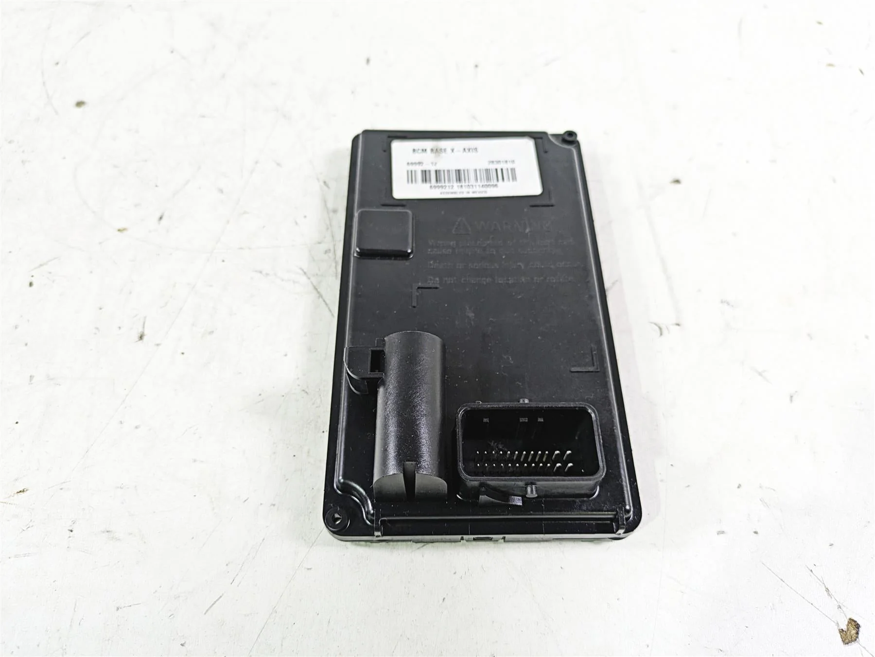 2013 Harley FXDWG Dyna Wide Glide Bcm Body Control Module X-Axis 69992-12 - Image 5