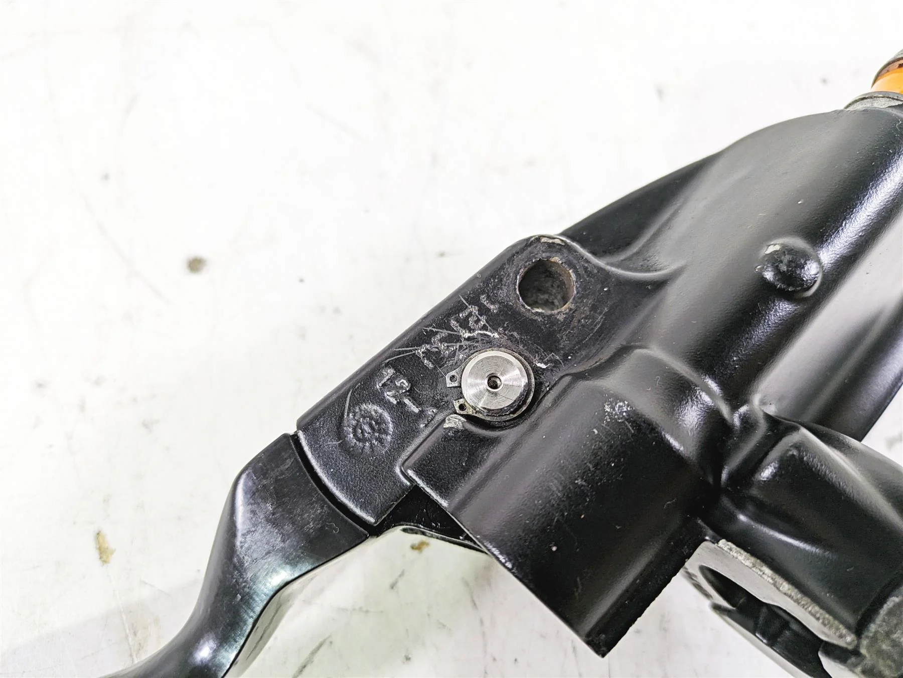 2013 Harley FXDWG Dyna Wide Glide Front Brake Master Cylinder 9/16" 45029-11D - Image 10