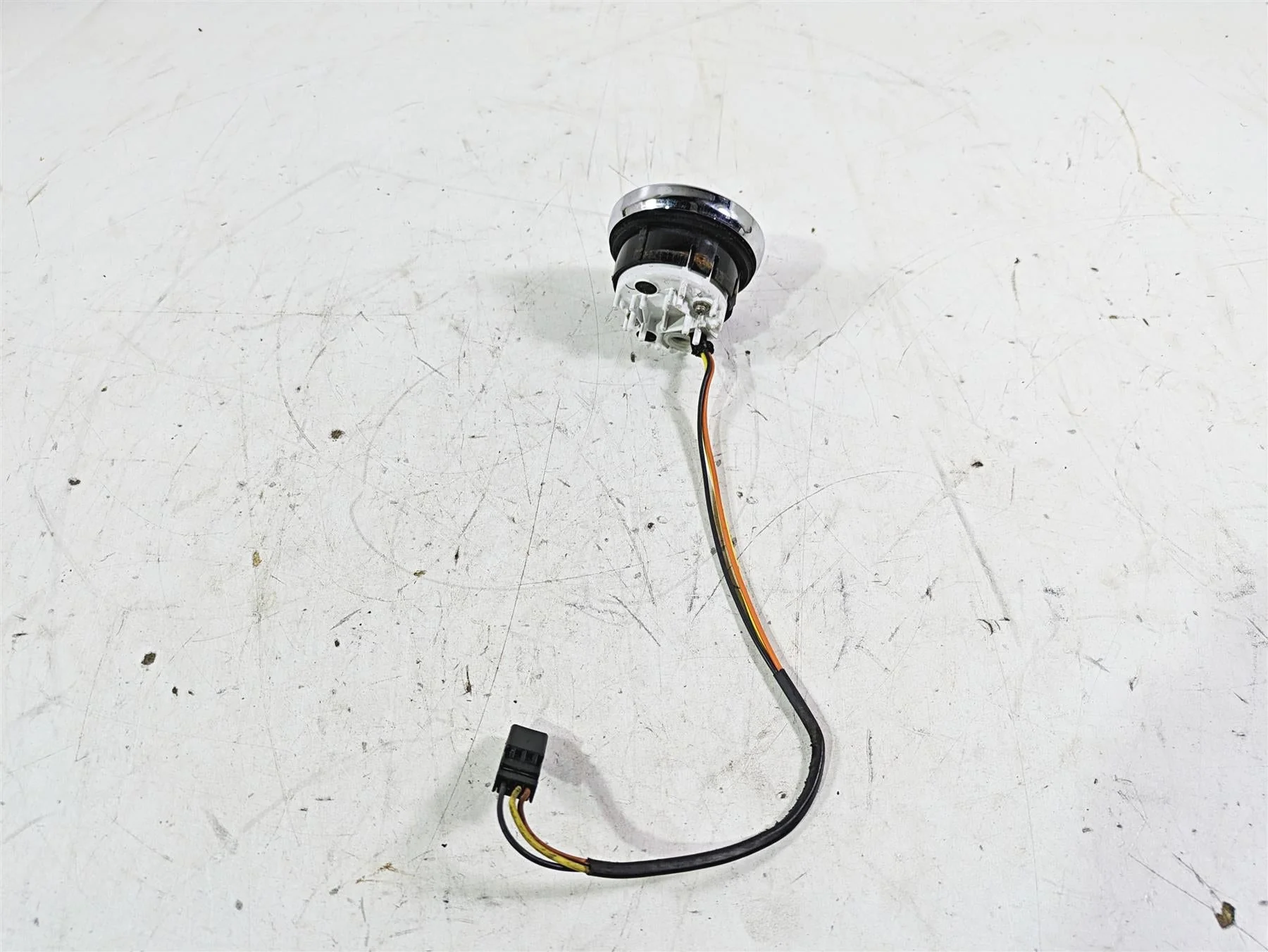 2013 Harley FXDWG Dyna Wide Glide Fuel Gas Petrol Level Gauge  75241-08 - Image 3