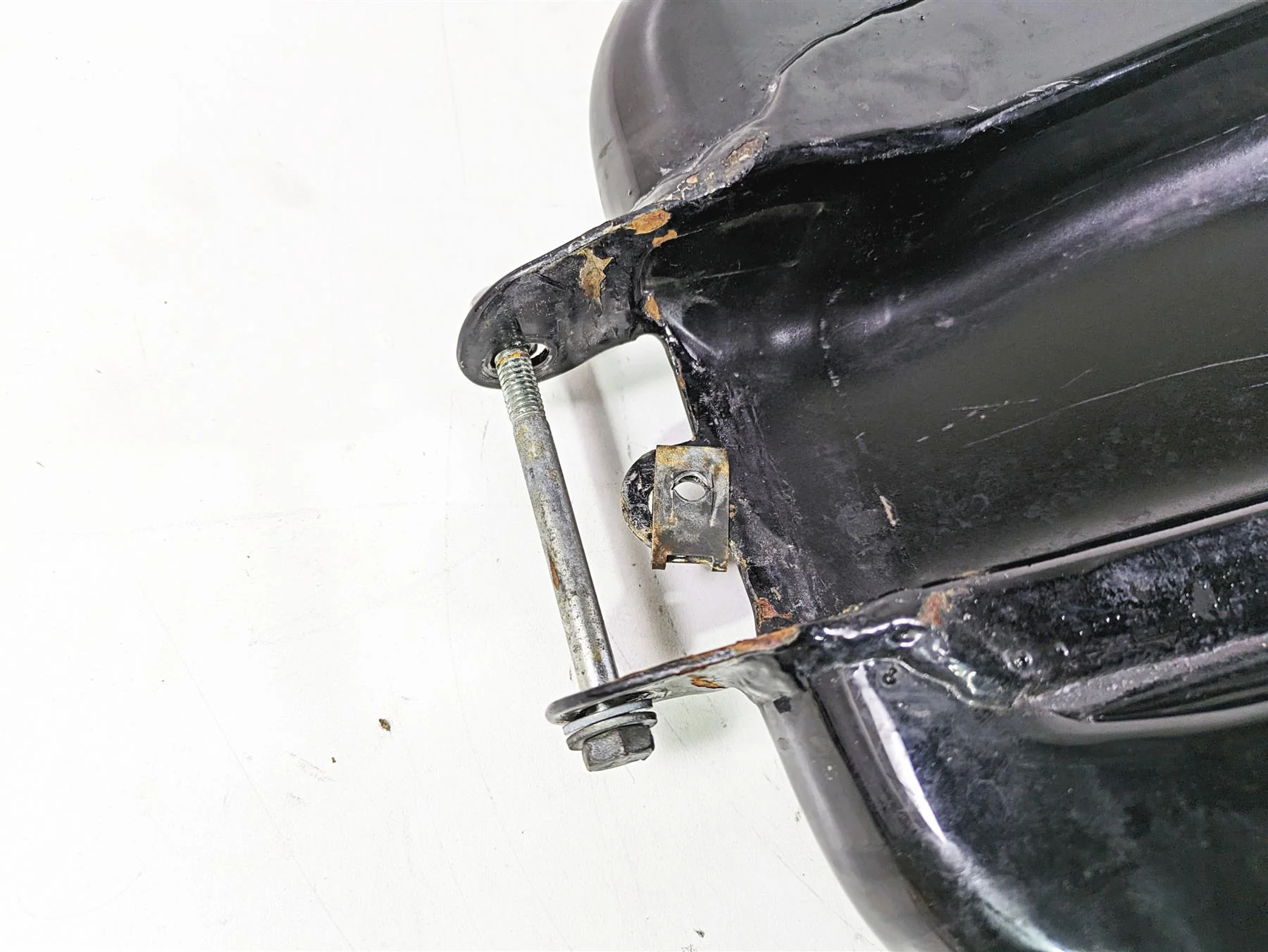 2013 Harley FXDWG Dyna Wide Glide Fuel Gas Petrol Tank Flames 61000707 - Image 12