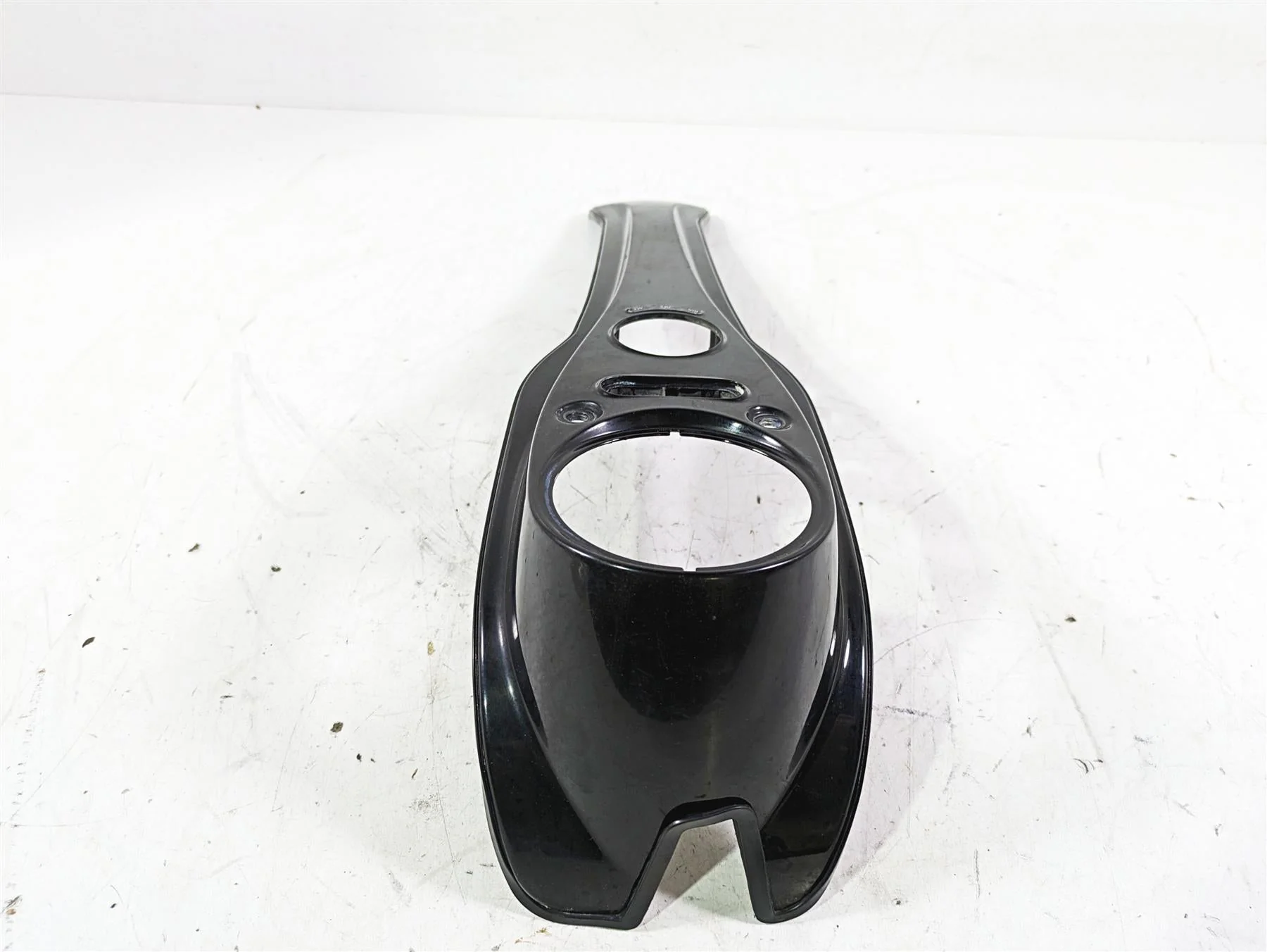 2013 Harley FXDWG Dyna Wide Glide Fuel Tank Dash Cover Panel Console 70900048 - Image 2