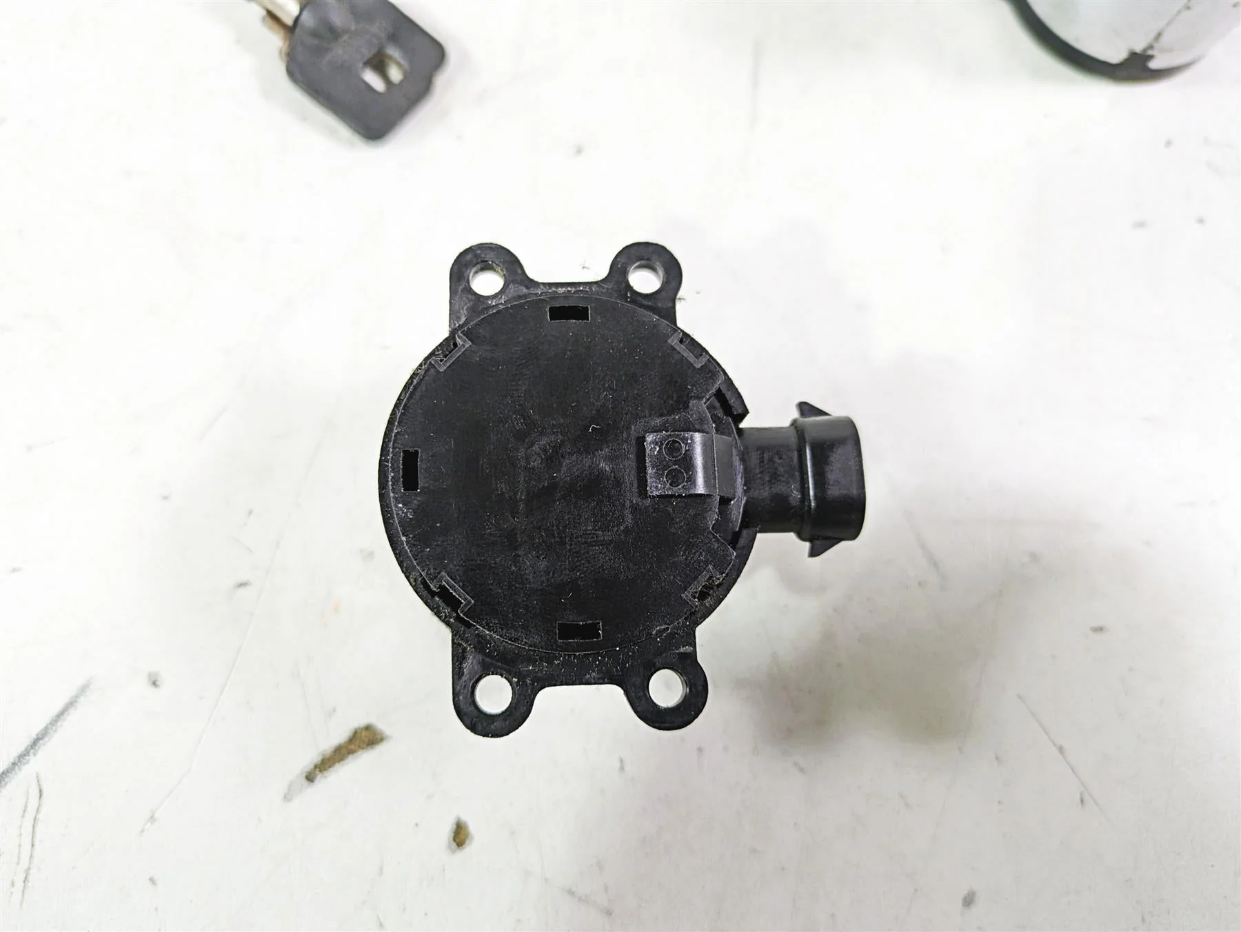 2013 Harley FXDWG Dyna Wide Glide Ignition Switch + Steering Lock Read 71475-06B - Image 11