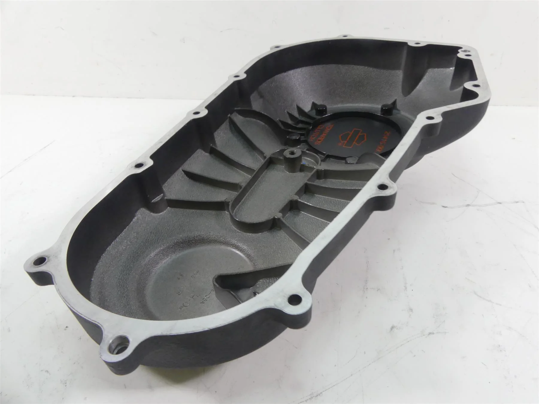 2013 Harley FXDWG Dyna Wide Glide Outer Primary Drive Cover Fw Ctr 60784-06 - Image 4