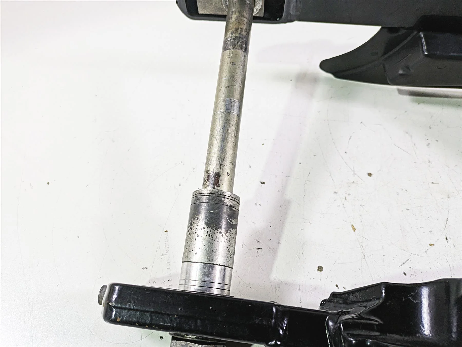 2013 Harley FXDWG Dyna Wide Glide Rear Swingarm & Belt Guards 47820-10 - Image 8