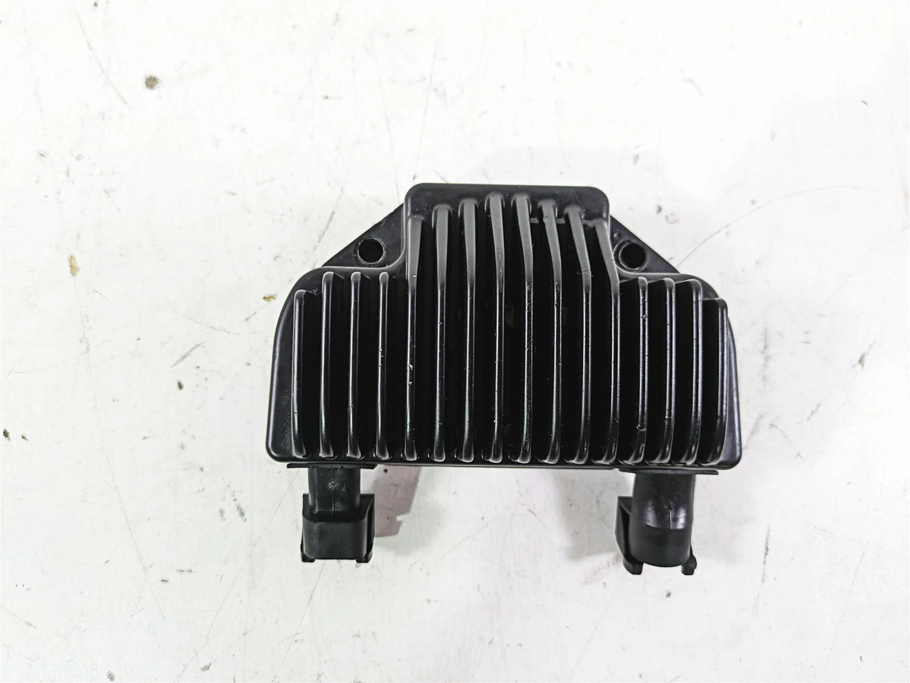 2013 Harley FXDWG Dyna Wide Glide Rectifier Voltage Regulator 74631-08A - Image 5