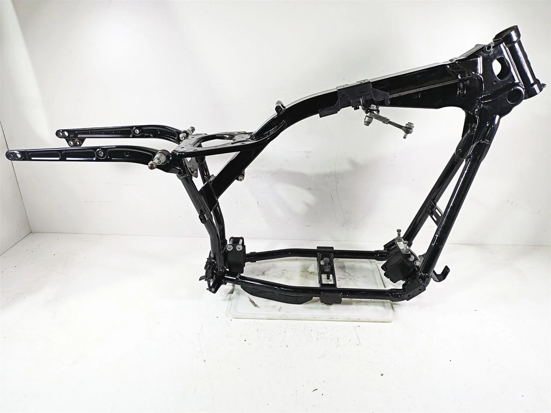 2013 Harley FXDWG Dyna Wide Glide Straight Main Frame Chassis 34Dgr With Clean California Title 47748-10A