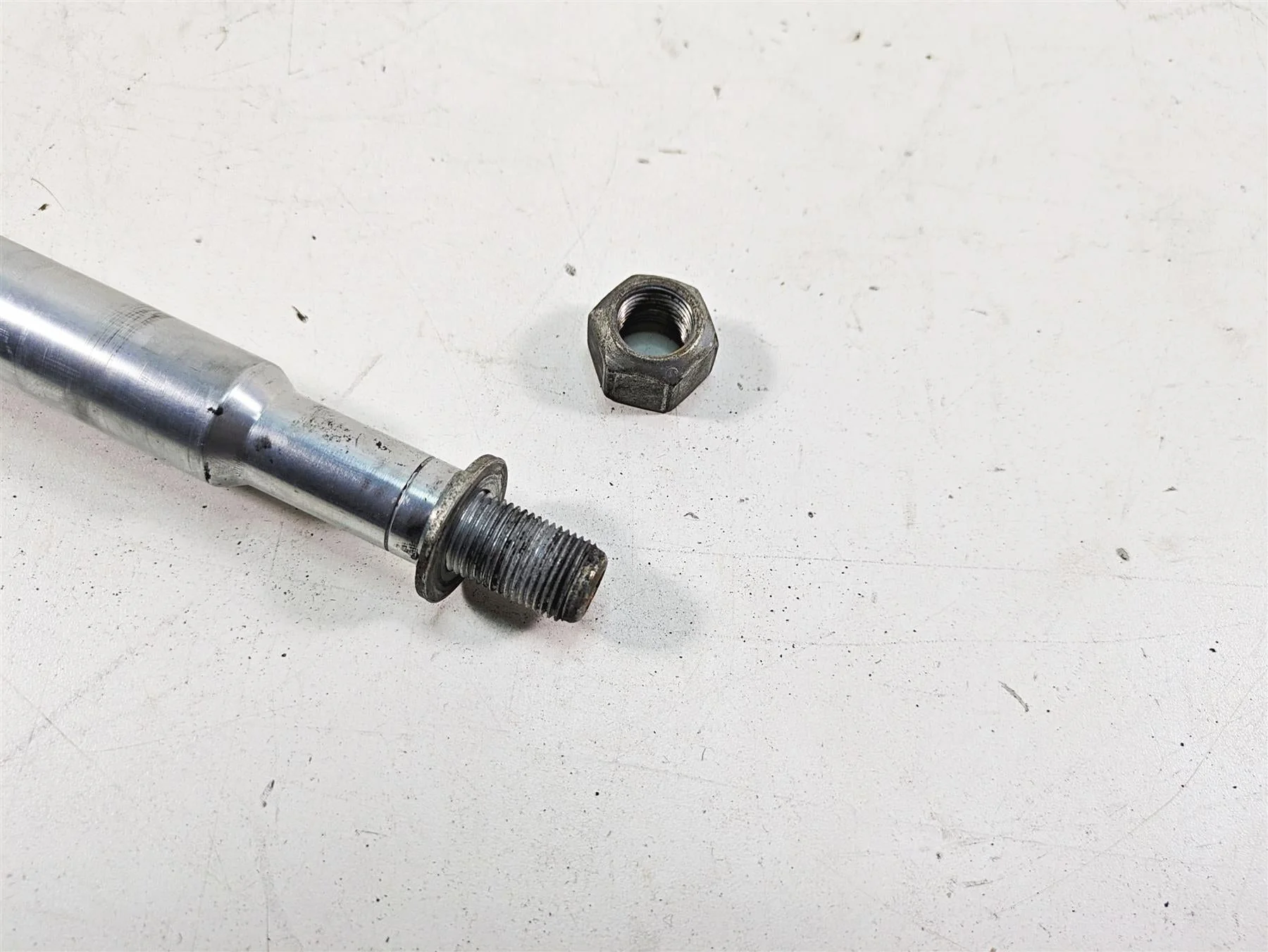 2013 Harley Softail FLSTC Heritage Classic Front Axle Wheel Spindle  41545-07A - Image 9