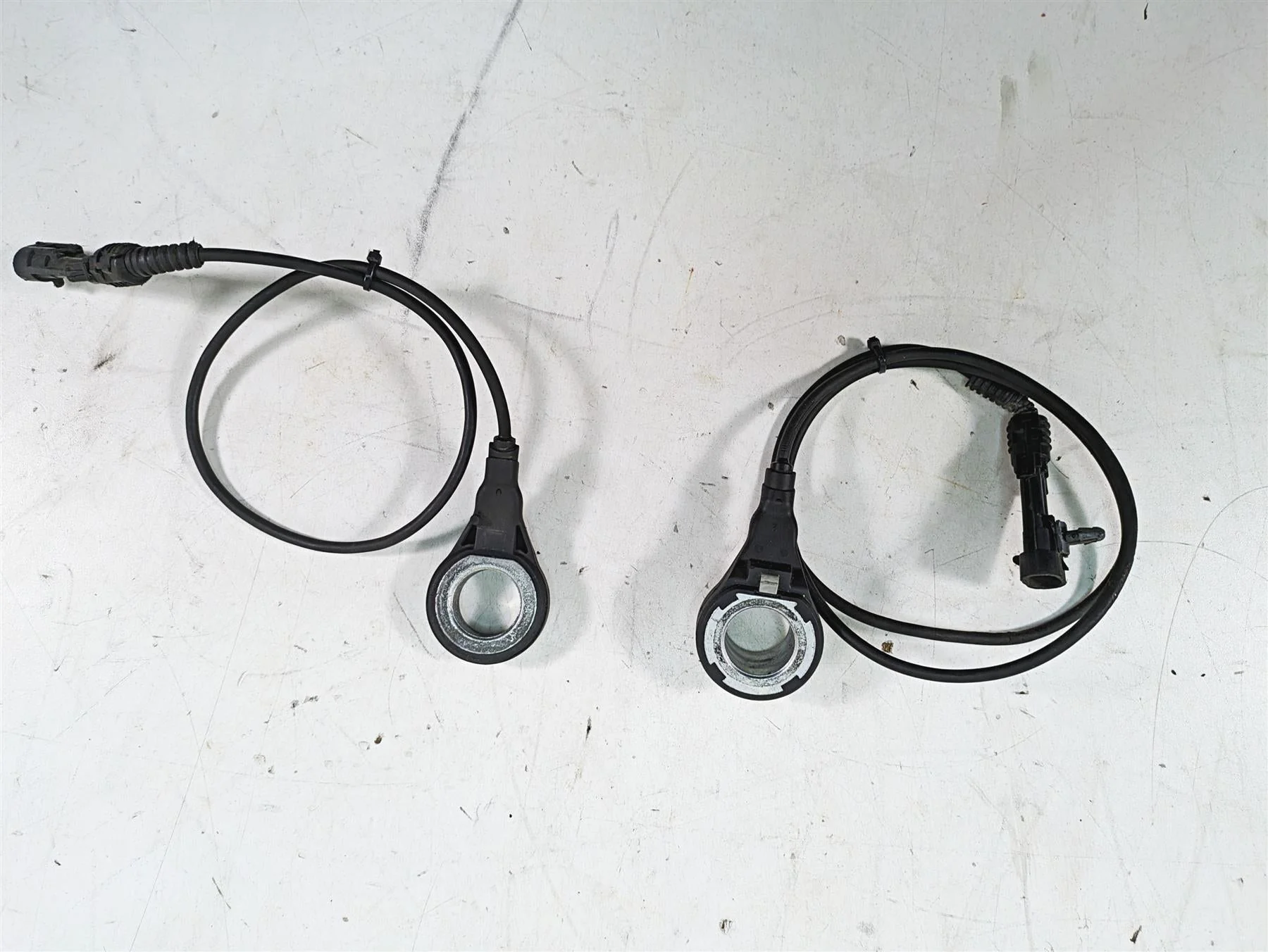 2013 Harley Softail FLSTFB Fat Boy Lo Front Rear Speed Sensor Set 40982-11 - Image 5