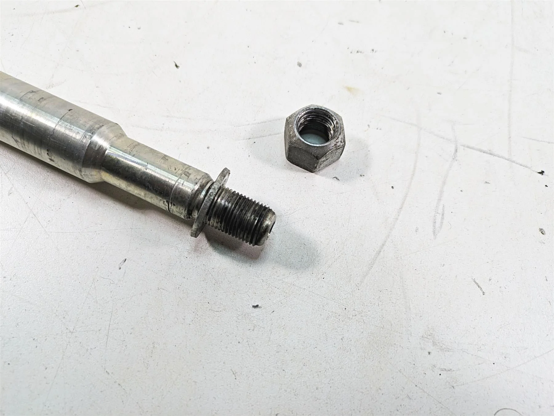 2013 Harley Softail FLSTFB Fat Boy Lo Front Wheel Spindle Axle 41545-07A - Image 10