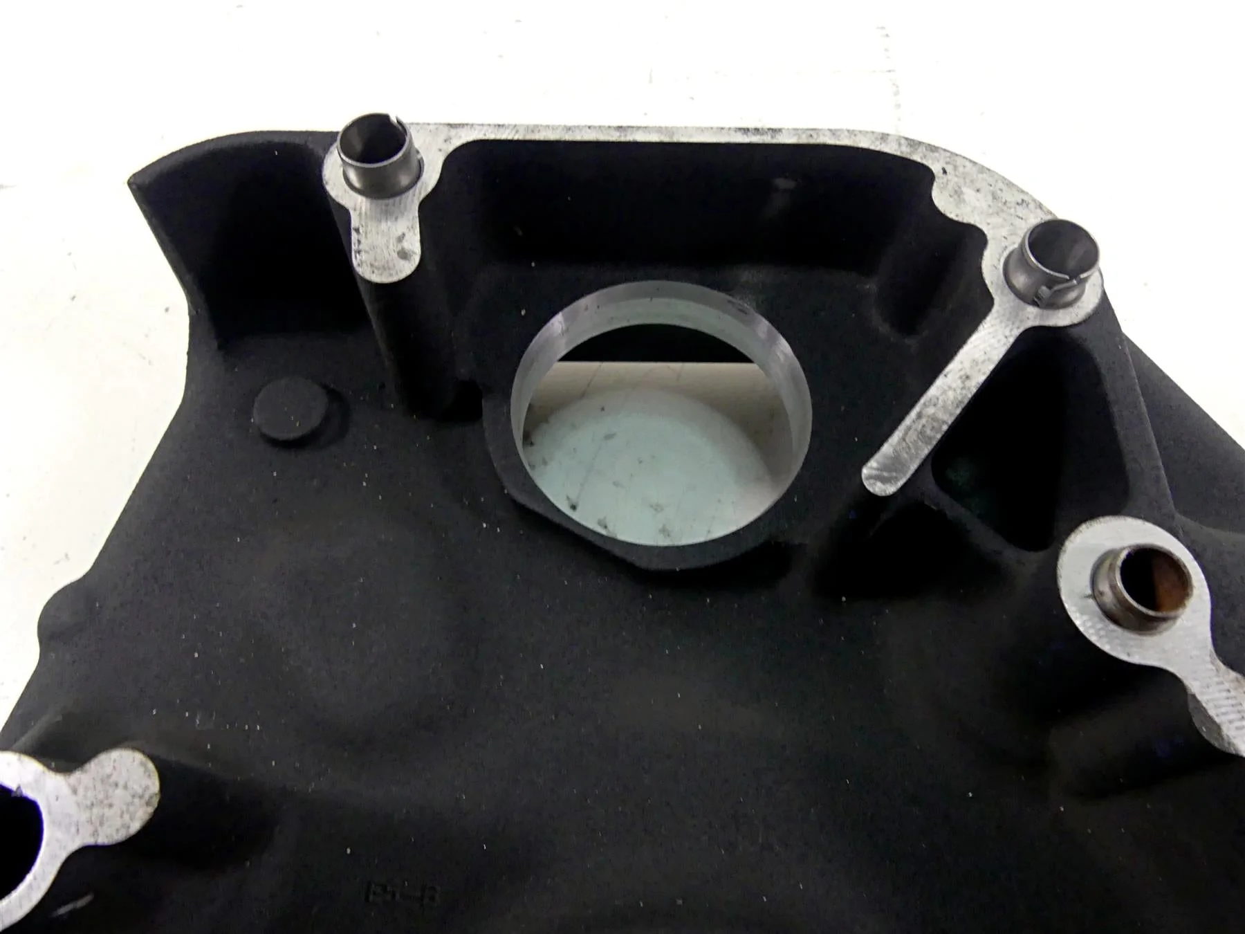 2013 Harley Softail FLSTFB Fat Boy Lo Inner Primary Drive Clutch Cover 60681-06C - Image 3