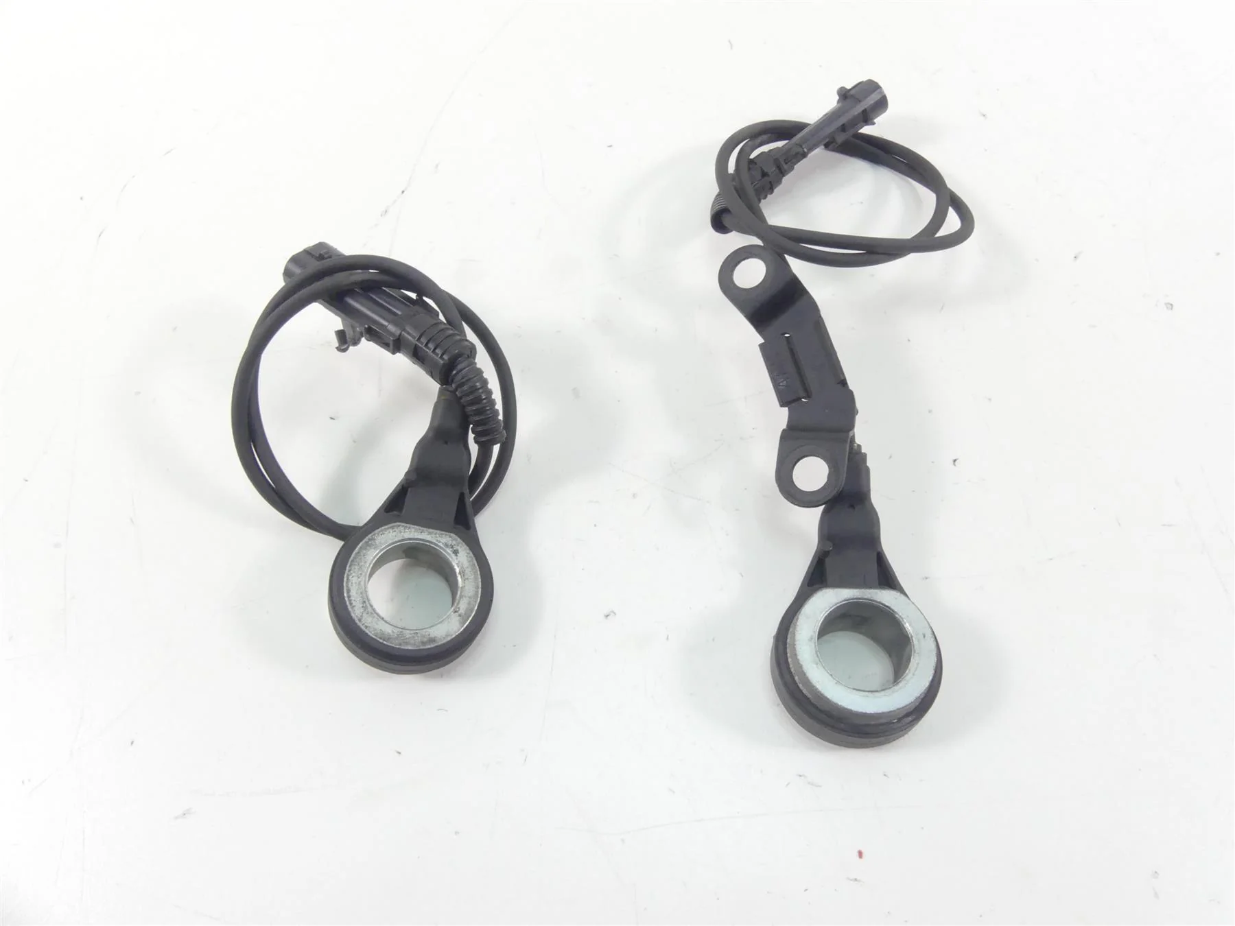 2013 Harley Touring FLHTP Electra Glide Abs Brake Wheel Speed Sensors 40615-08