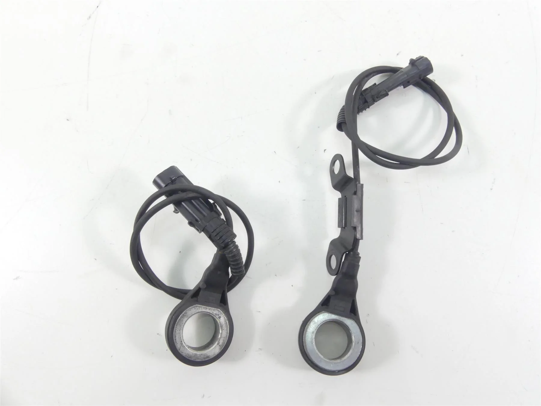 2013 Harley Touring FLHTP Electra Glide Abs Brake Wheel Speed Sensors 40615-08 - Image 5