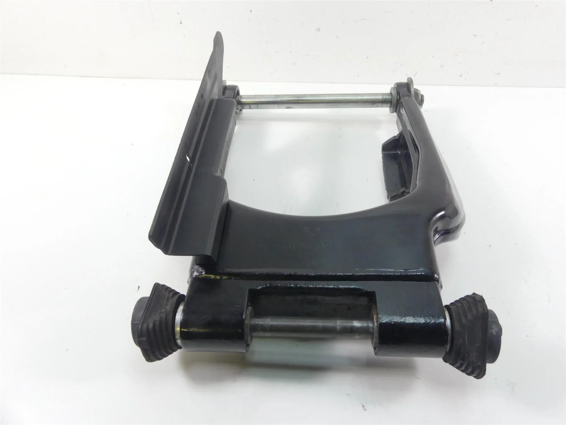 2013 Harley Touring FLHTP Electra Glide Swingarm Swing Arm + 25mm Axle 47549-09A - Image 5