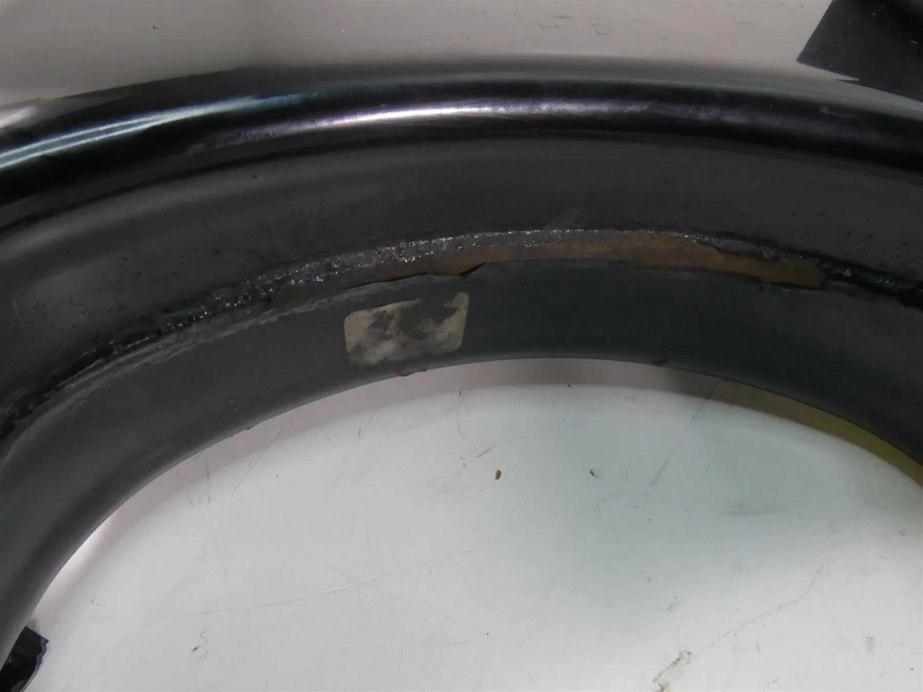 2013 Harley Touring FLHTP Electra Glide Swingarm Swing Arm + 25mm Axle 47549-09A - Image 9