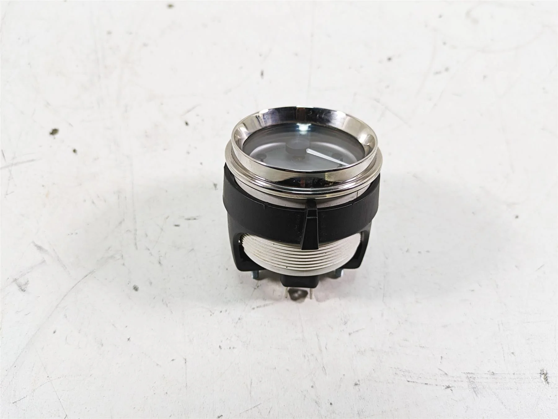 2013 Harley Touring FLHX Street Glide Air Temperature Gauge 75166-01A - Image 3