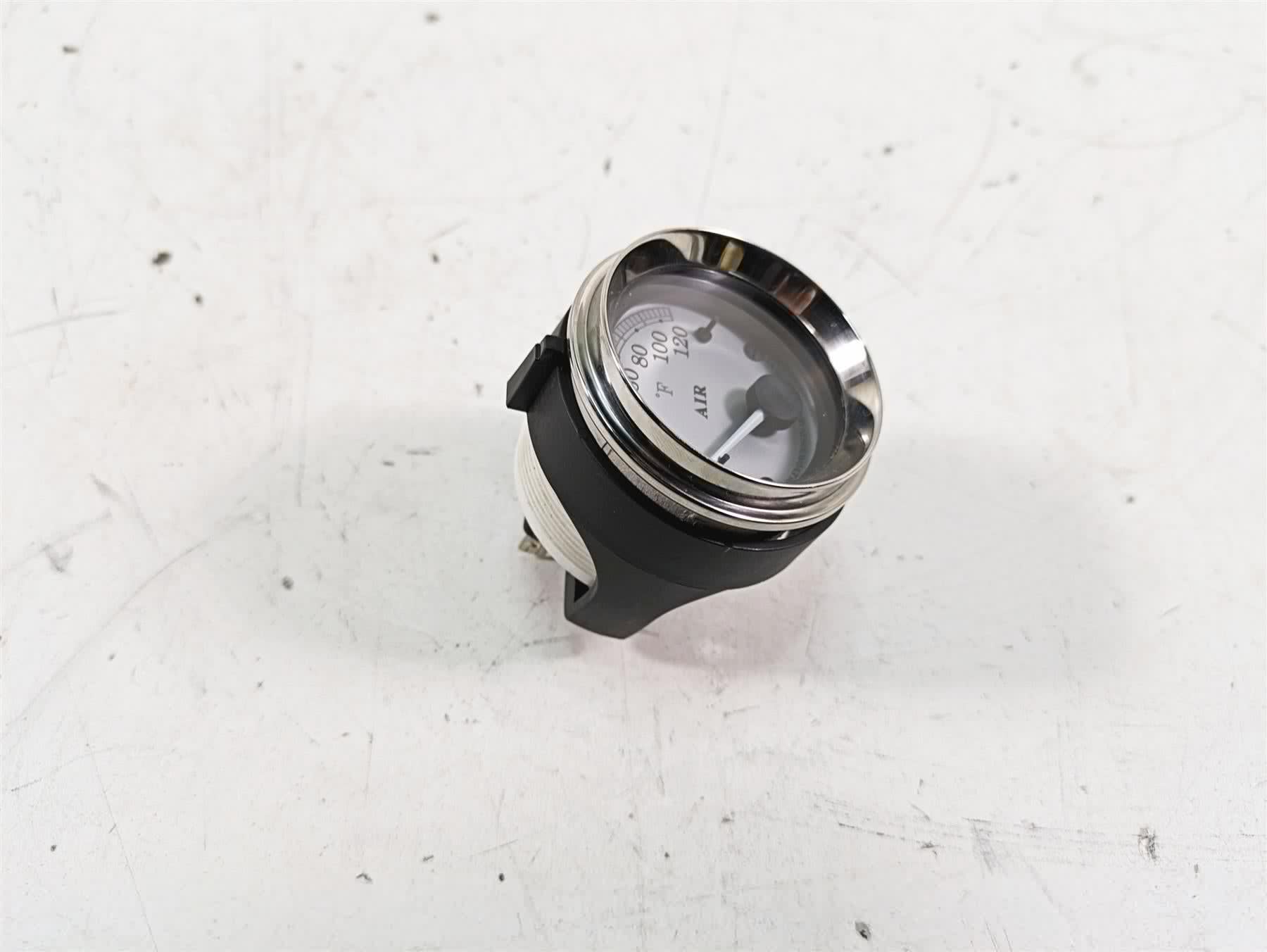 2013 Harley Touring FLHX Street Glide Air Temperature Gauge 75166-01A - Image 4
