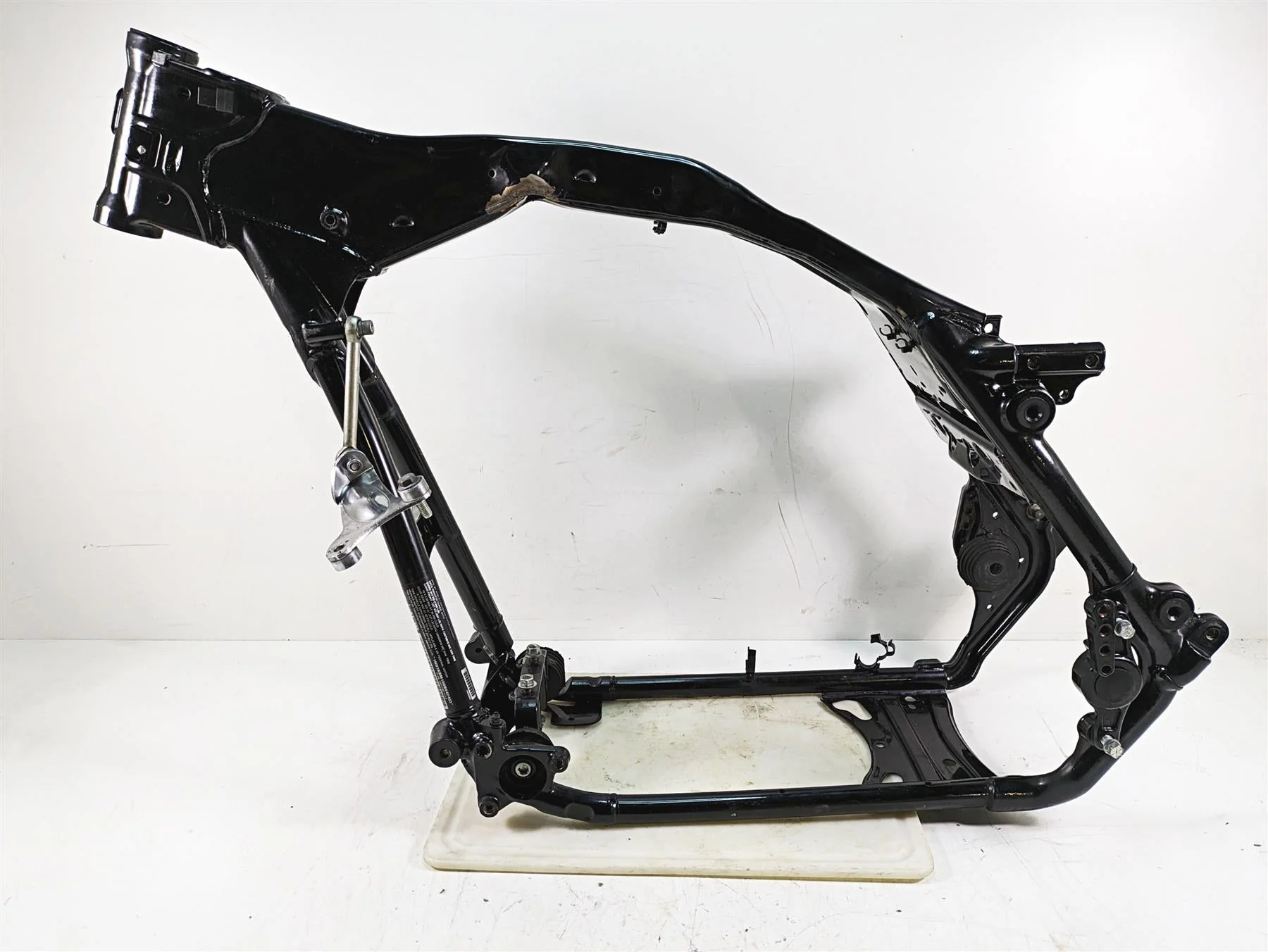 2013 Harley Touring FLHX Street Glide Bent Main Frame Chassis With Salvage Texas Title 47900-11BHP - Image 11