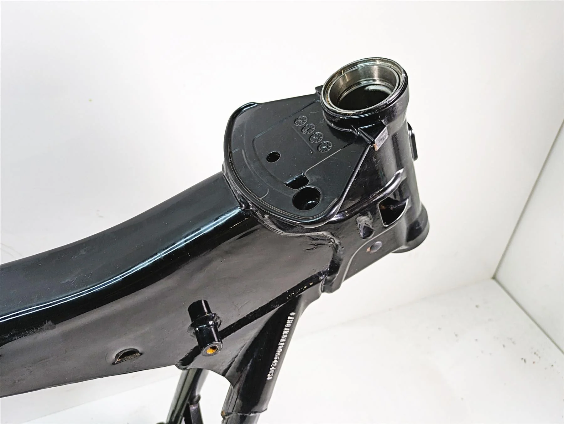2013 Harley Touring FLHX Street Glide Bent Main Frame Chassis With Salvage Texas Title 47900-11BHP - Image 4