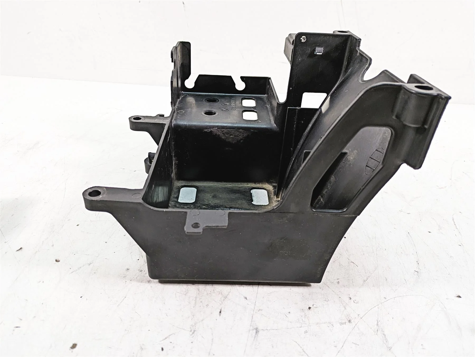 2013 Harley Touring FLHX Street Glide Electrical Plastic Holder Set 66281-09 - Image 10