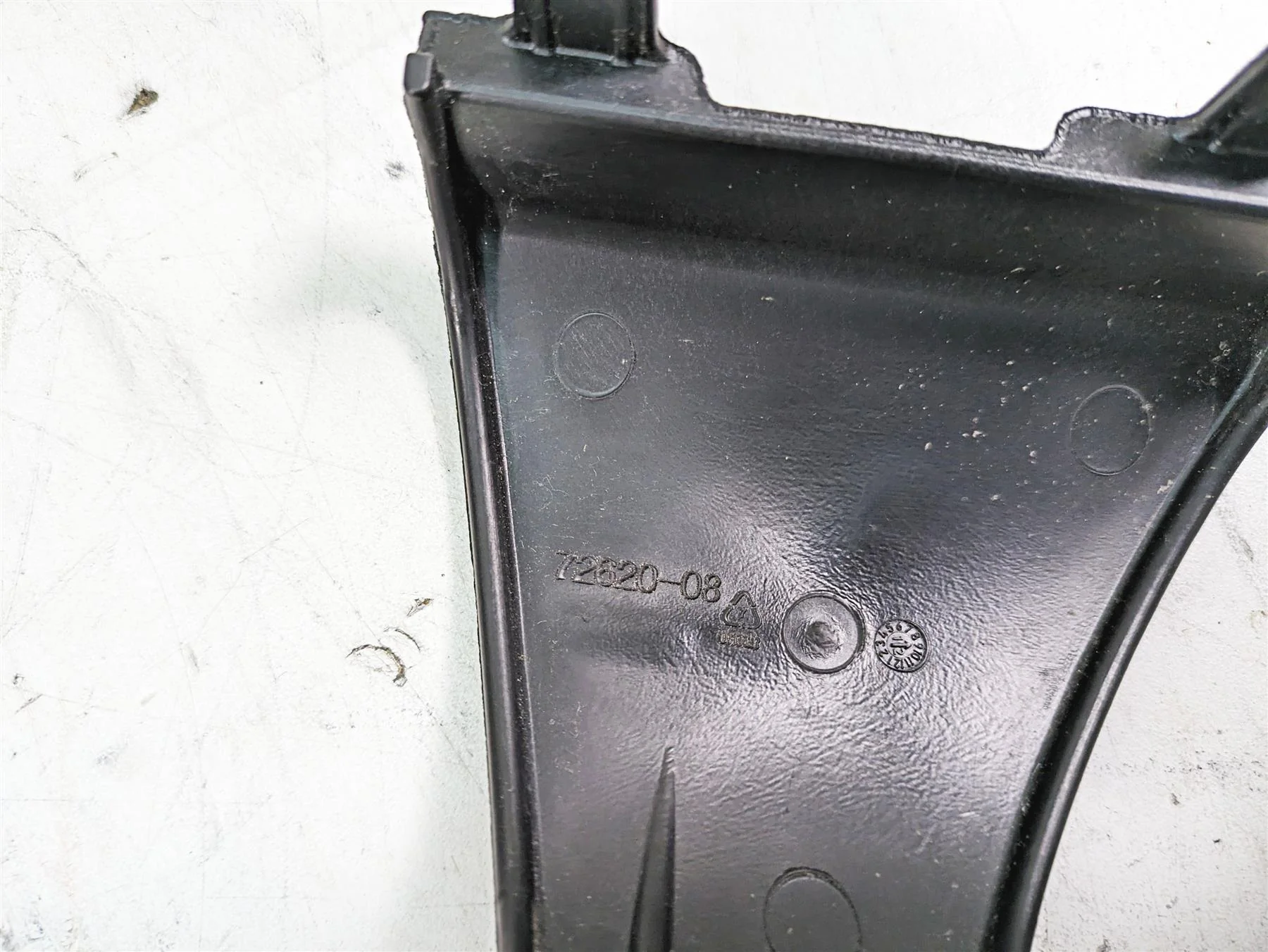 2013 Harley Touring FLHX Street Glide Electrical Plastic Holder Set 66281-09 - Image 9