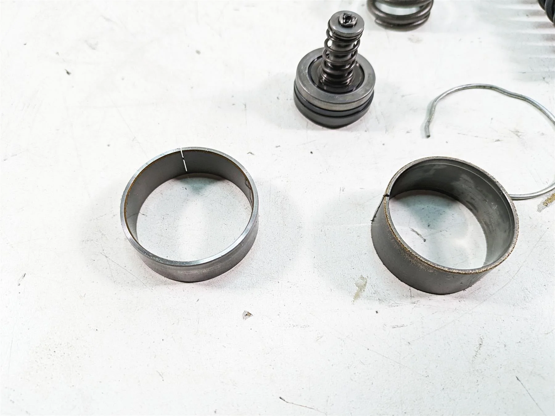 2013 Harley Touring FLHX Street Glide Front Fork Internals Spring Set 46422-09 - Image 5