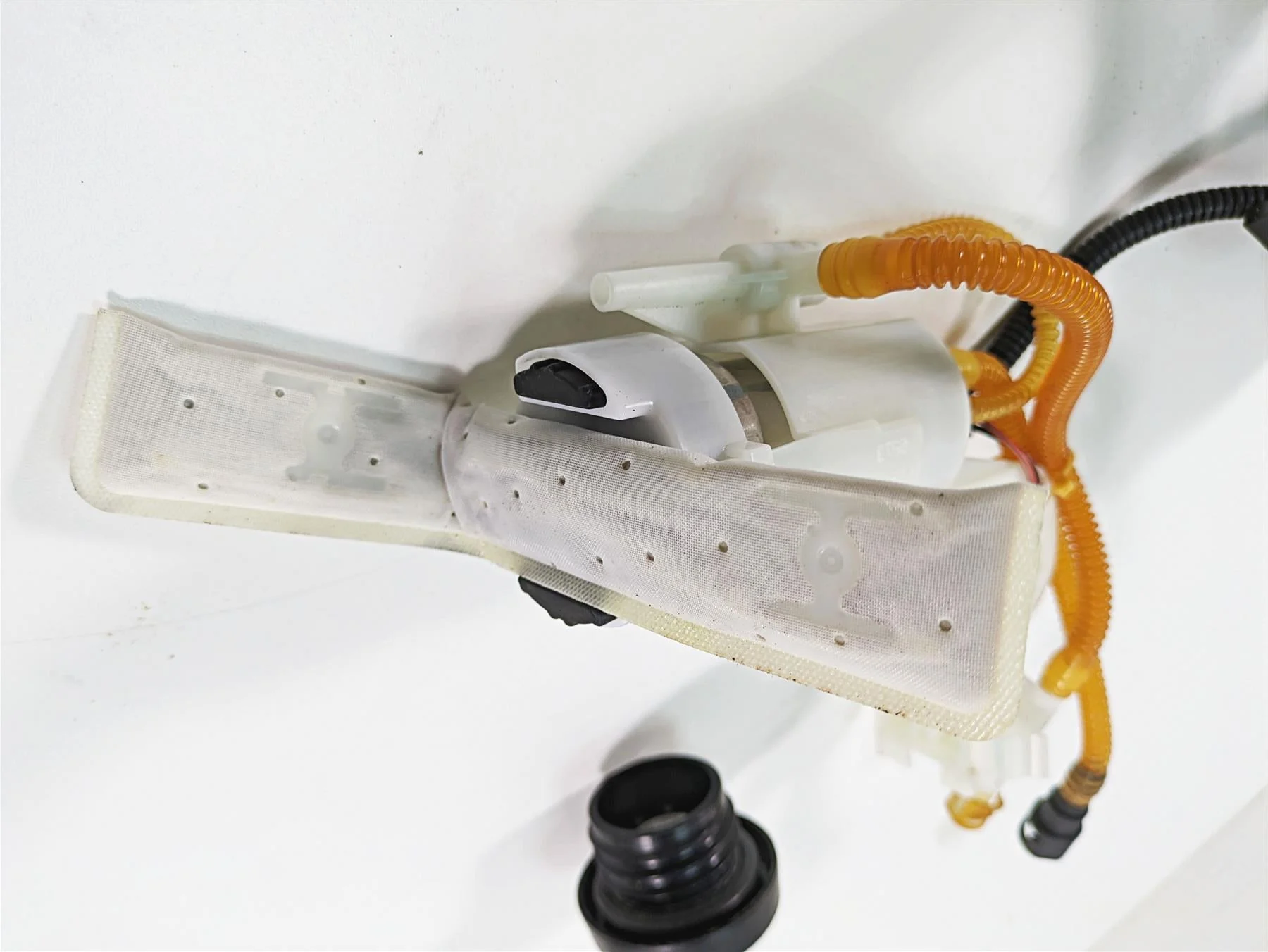 2013 Harley Touring FLHX Street Glide Fuel Gas Petrol Pump 62908-08 75069-08C - Image 10