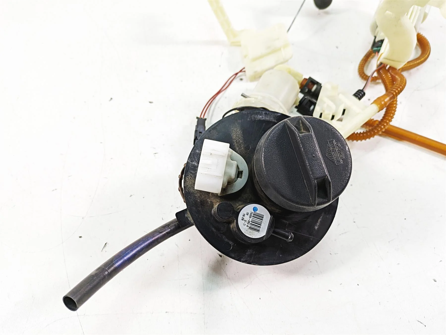2013 Harley Touring FLHX Street Glide Fuel Gas Petrol Pump - Tested 75069-08C - Image 11